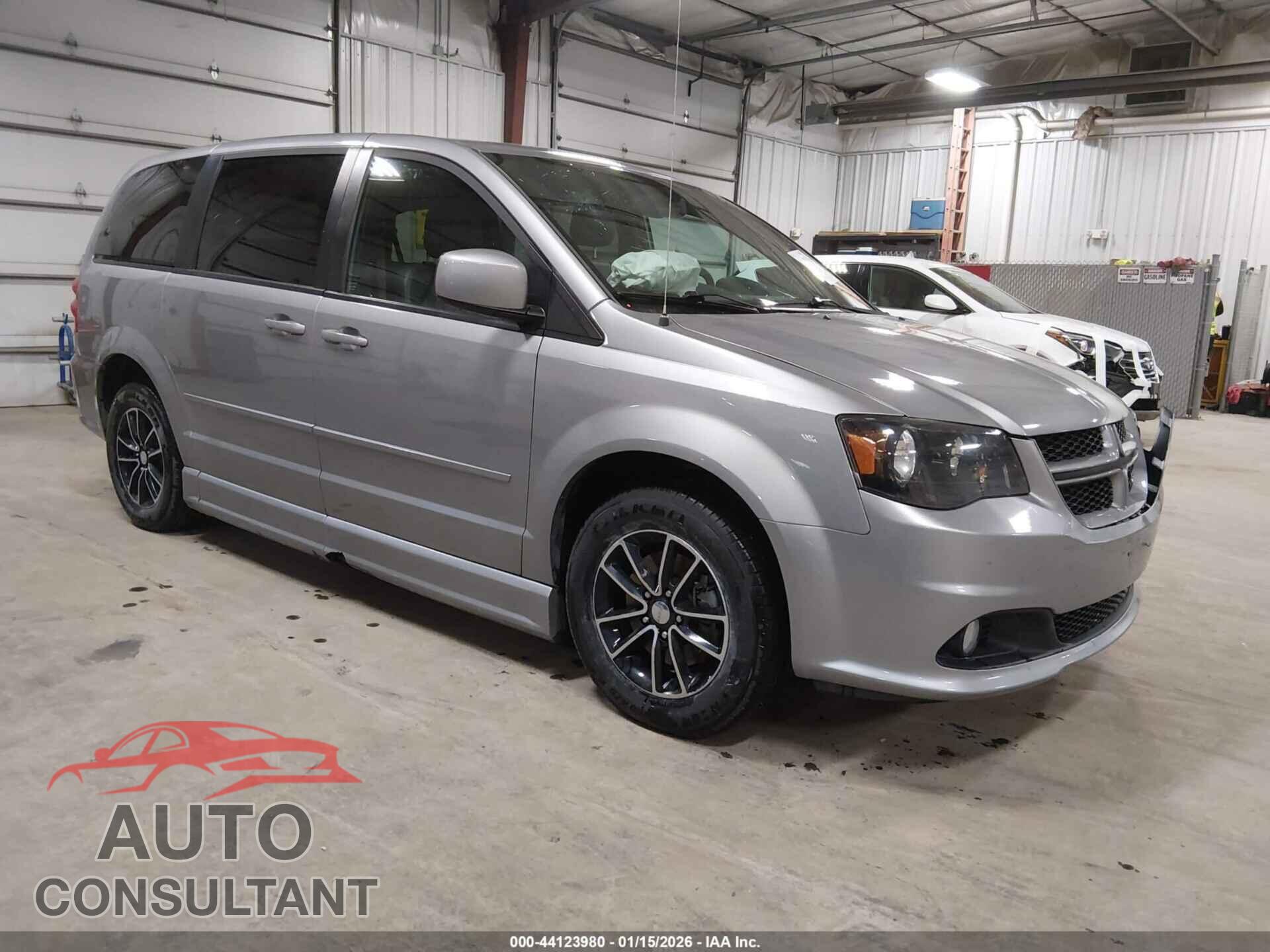 DODGE GRAND CARAVAN 2015 - 2C4RDGEG8FR683445