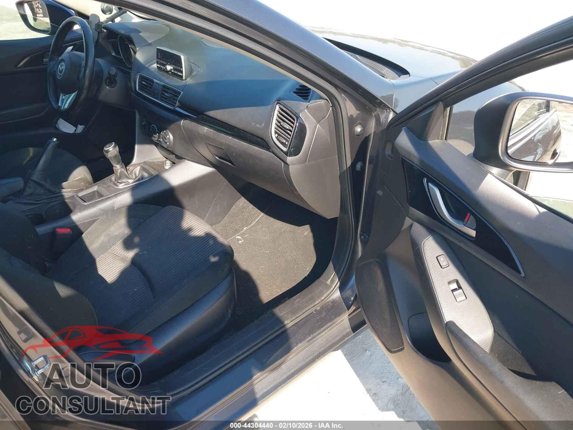 MAZDA MAZDA3 2014 - JM1BM1V76E1131833