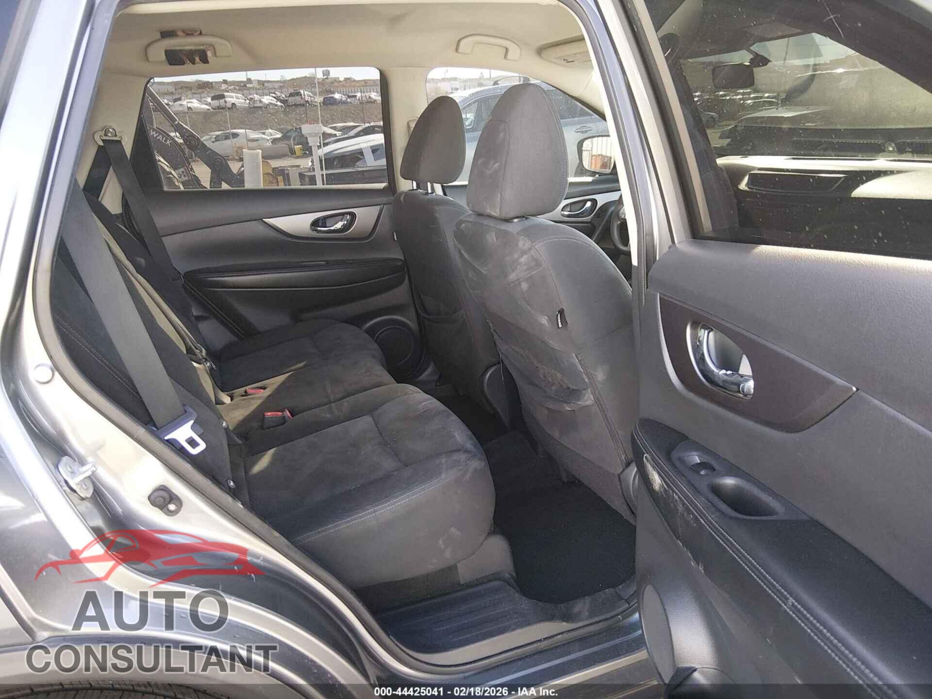 NISSAN ROGUE 2016 - KNMAT2MT4GP625885