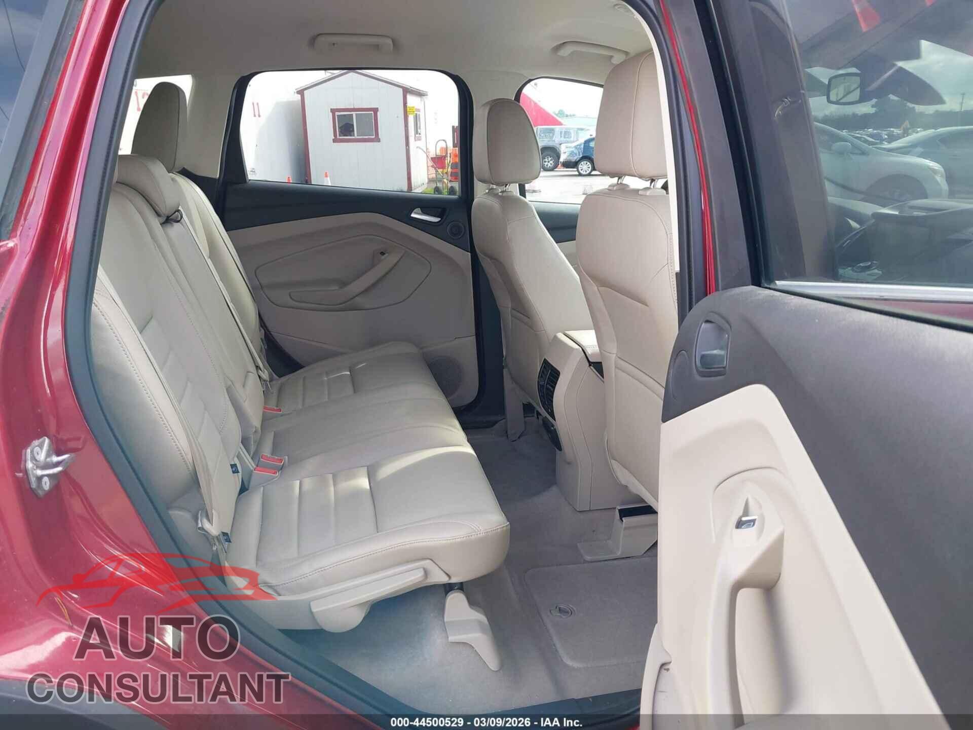 FORD ESCAPE 2014 - 1FMCU9J96EUE41615