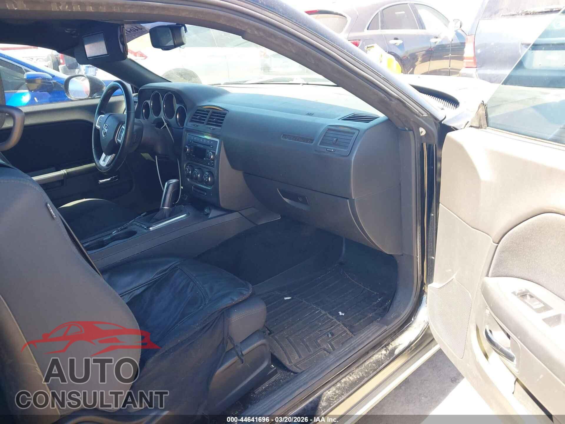 DODGE CHALLENGER 2014 - 2C3CDYBTXEH101495