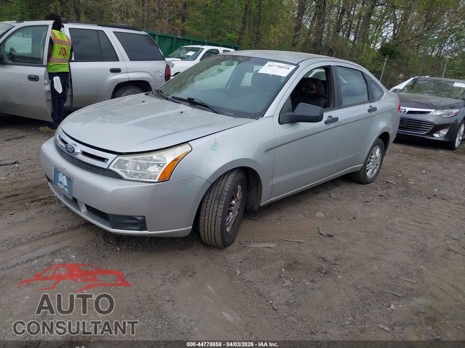 FORD FOCUS 2011 - 1FAHP3FN2BW178159