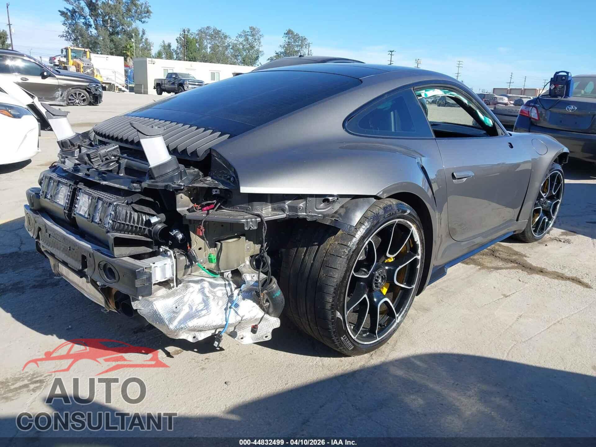 PORSCHE 911 2022 - WP0AD2A95NS254557