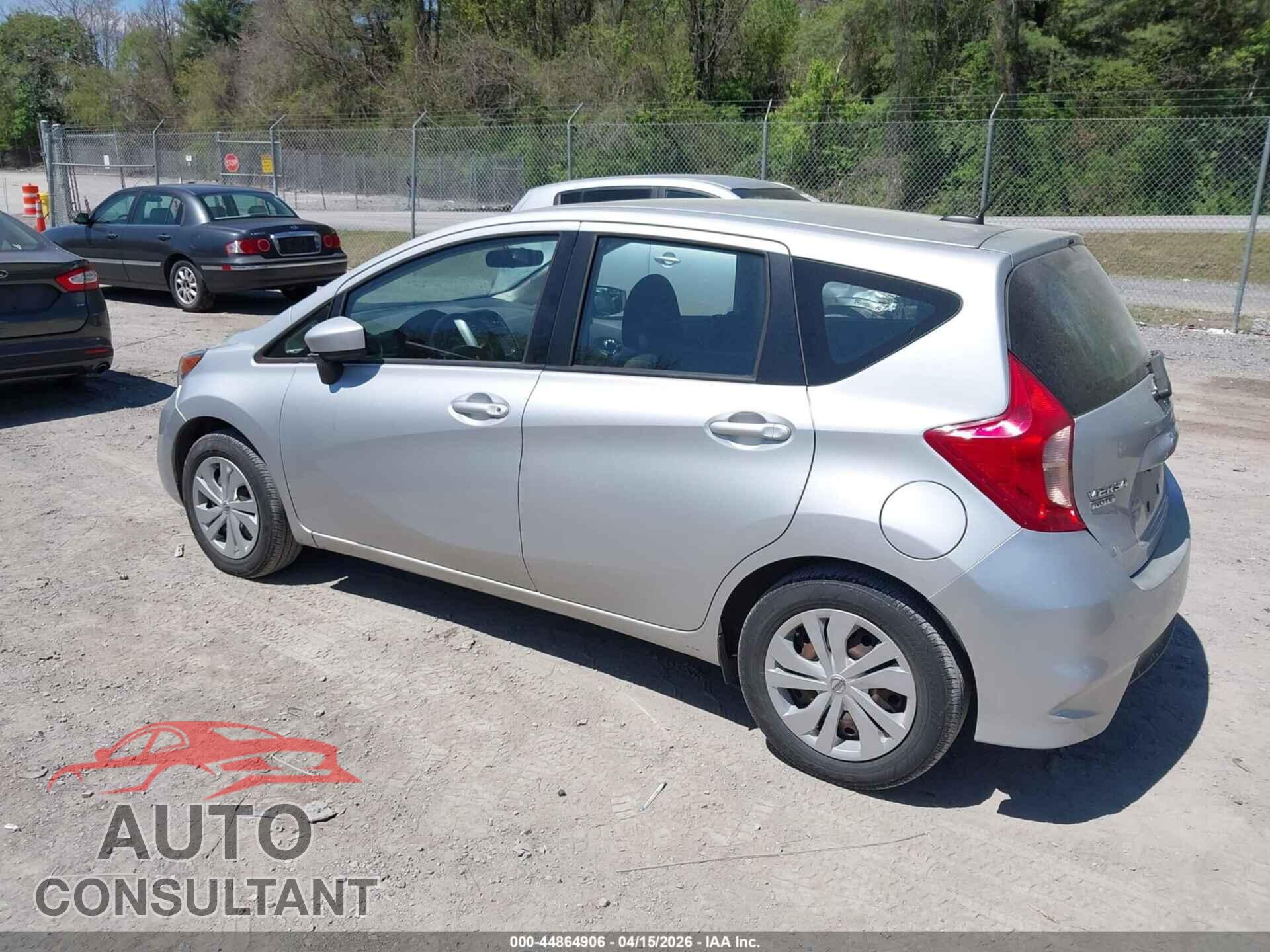 NISSAN VERSA NOTE 2017 - 3N1CE2CP1HL368479
