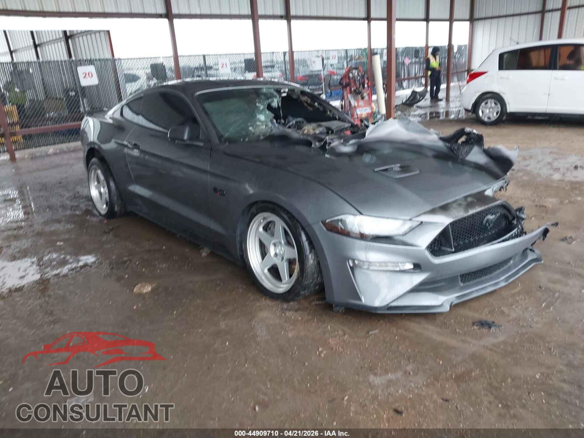 FORD MUSTANG 2021 - 1FA6P8CF2M5140215
