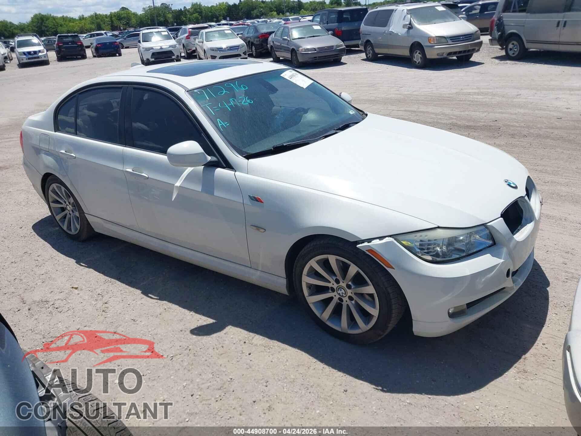 BMW 328I 2011 - WBAPH7C57BE460928