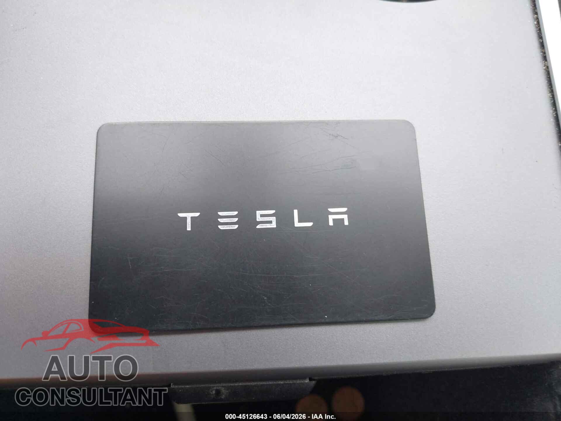 TESLA MODEL 3 2022 - 5YJ3E1EB2NF261623