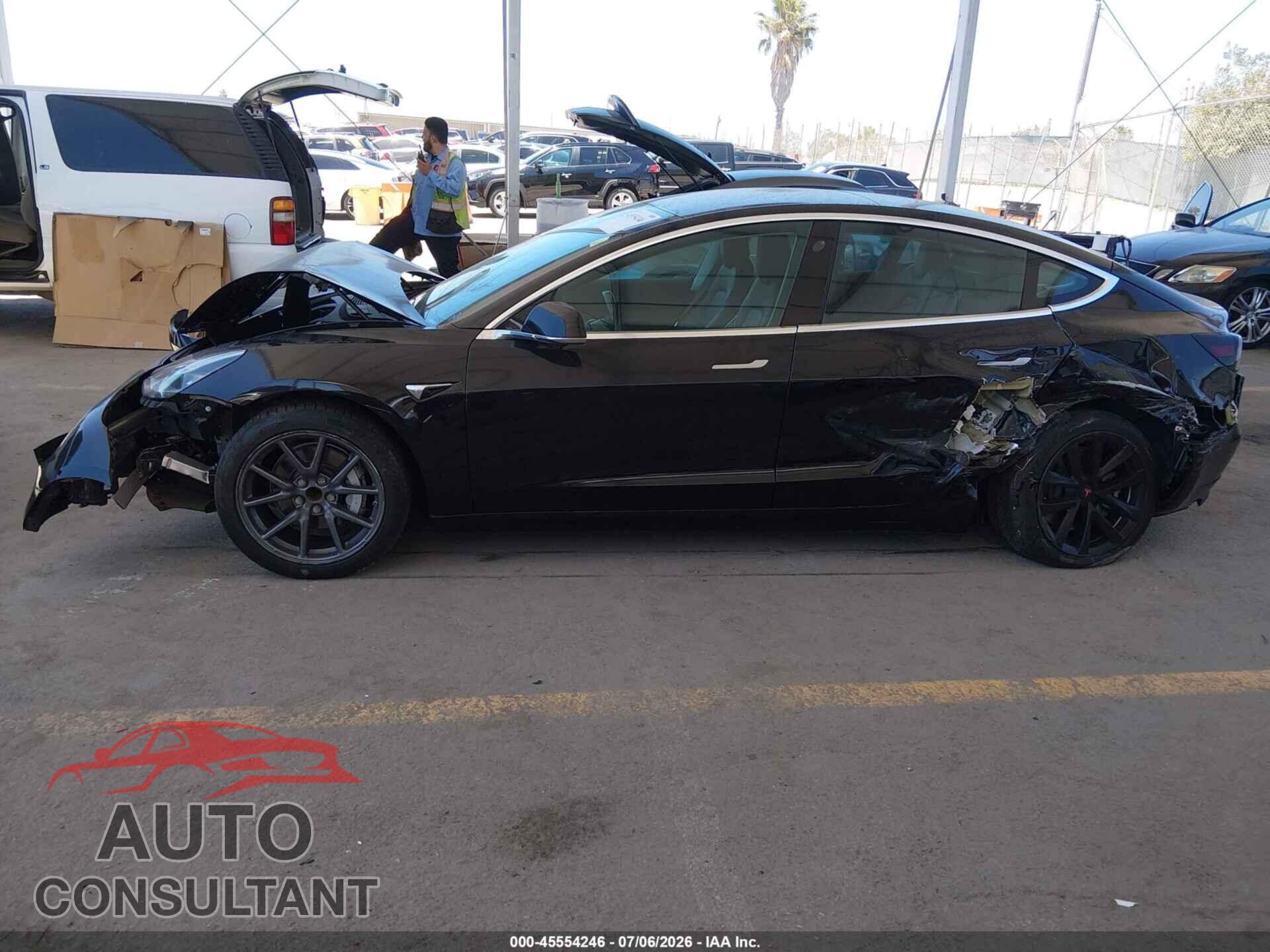 TESLA MODEL 3 2018 - 5YJ3E1EA3JF070262