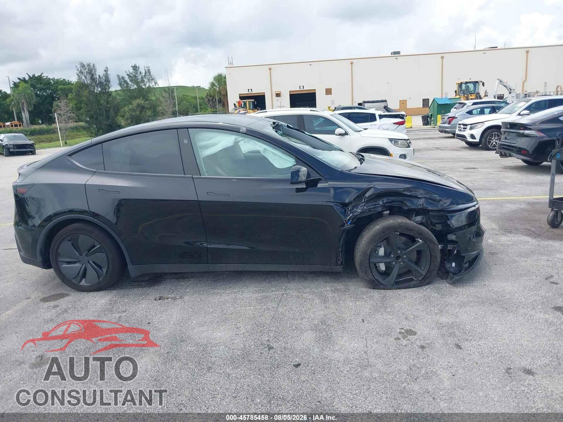 TESLA MODEL Y 2026 - 7SAYGDED3TF381790