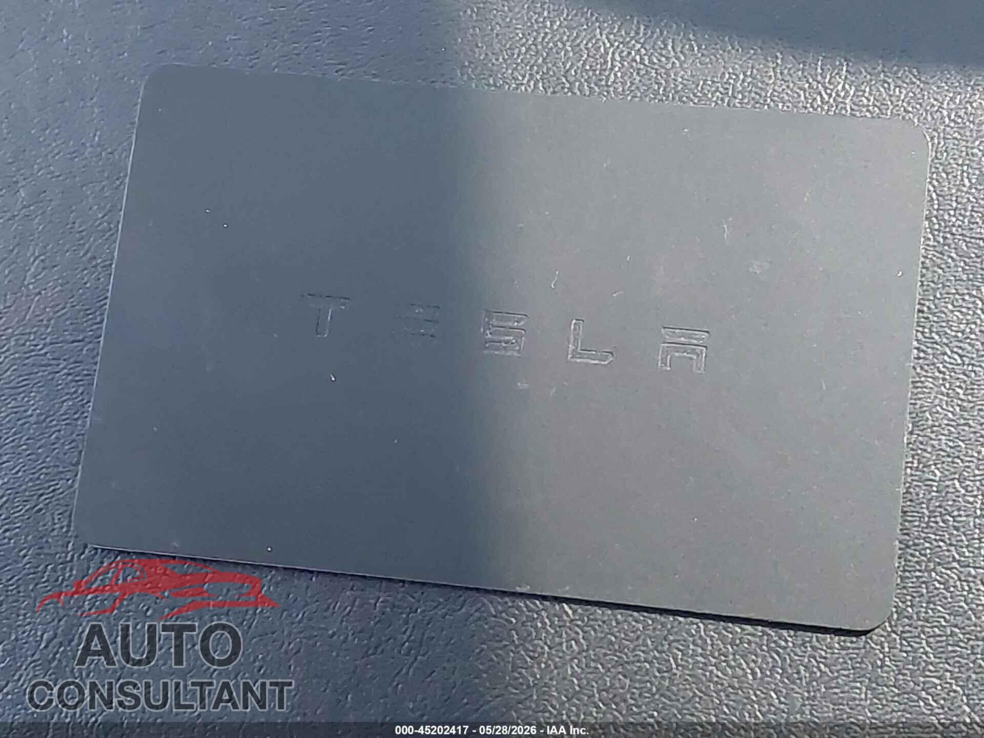 TESLA MODEL 3 2019 - 5YJ3E1EB8KF477326