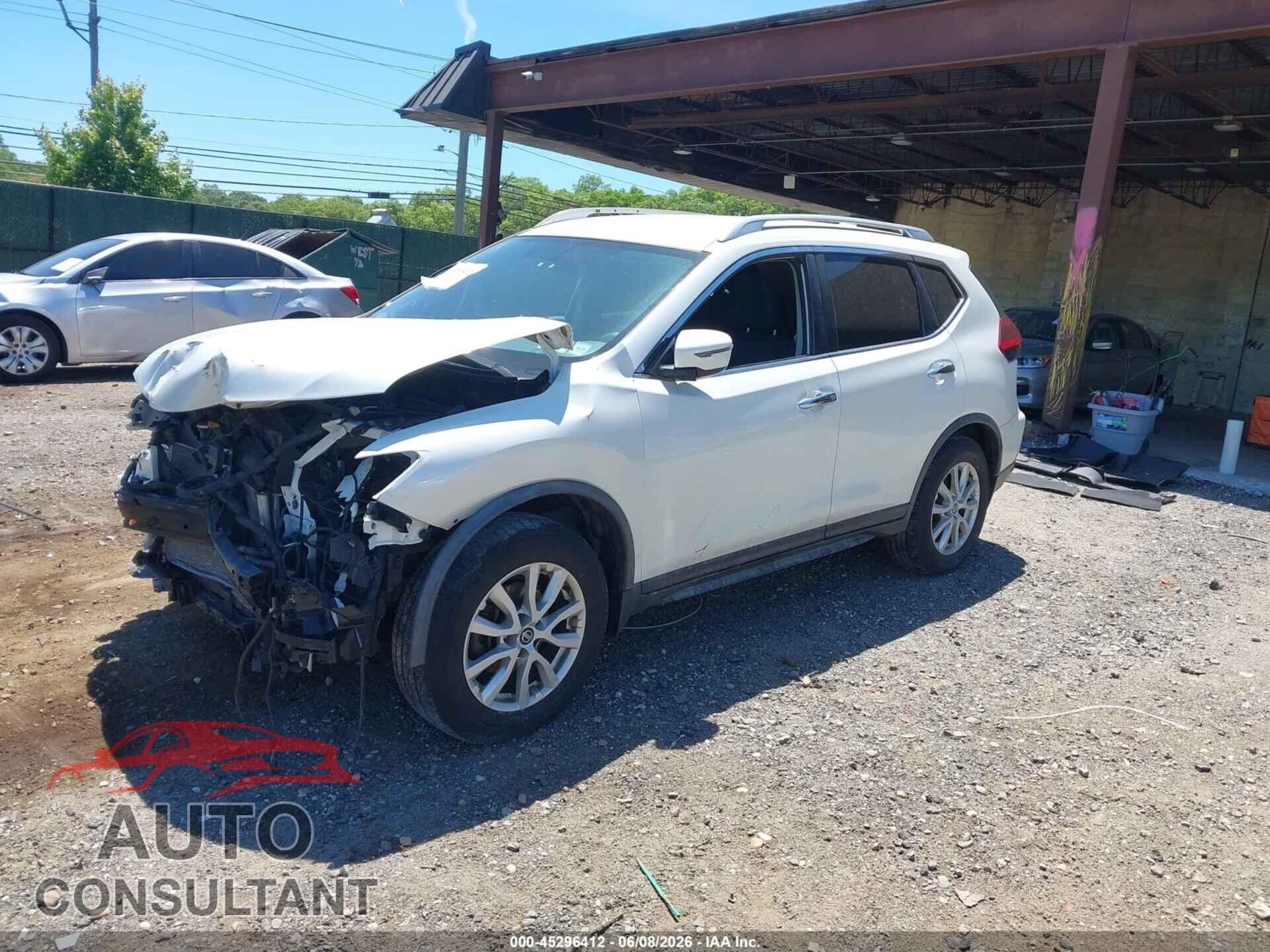 NISSAN ROGUE 2018 - KNMAT2MVXJP599494
