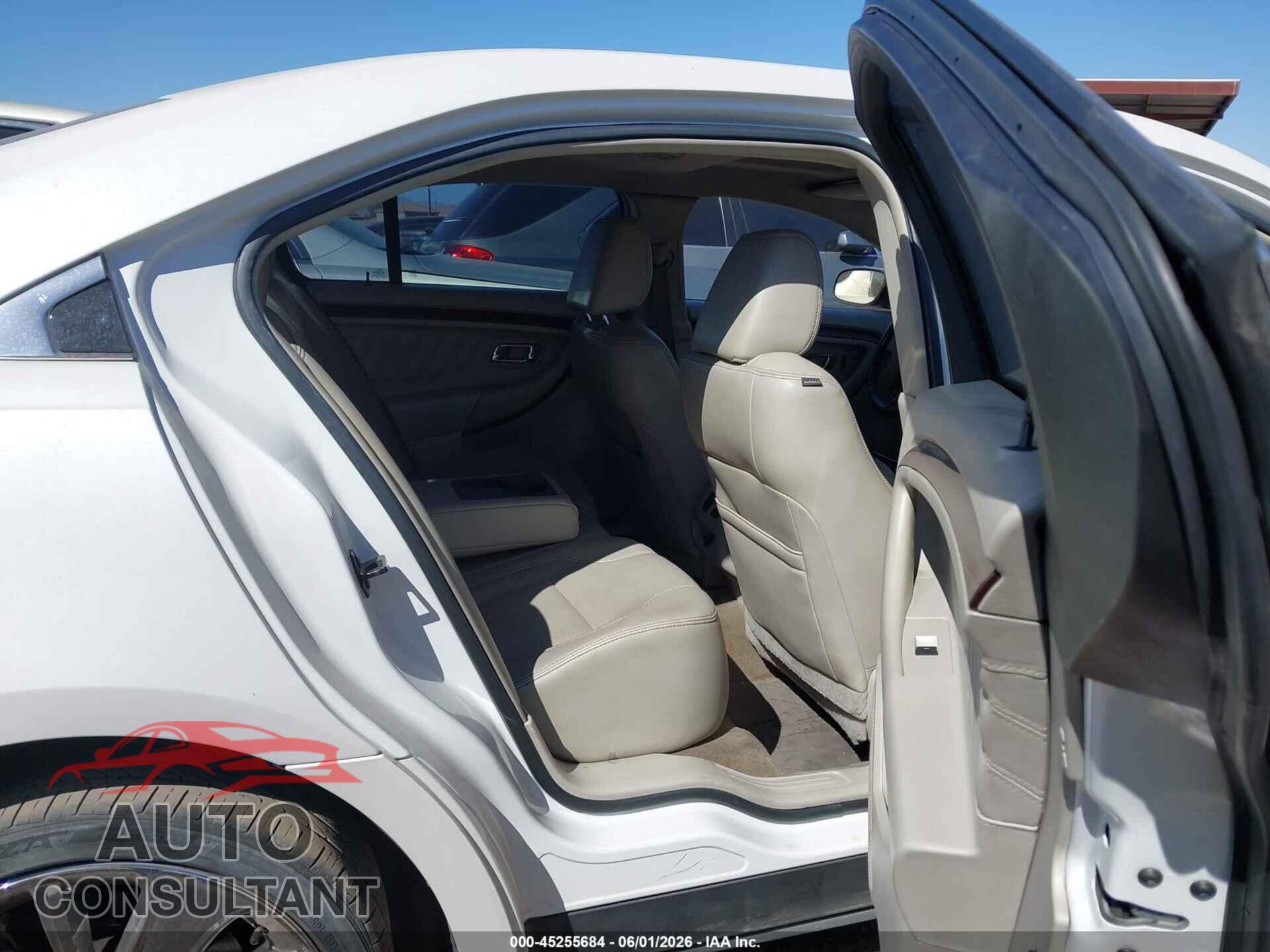 FORD TAURUS 2011 - 1FAHP2FWXBG167746