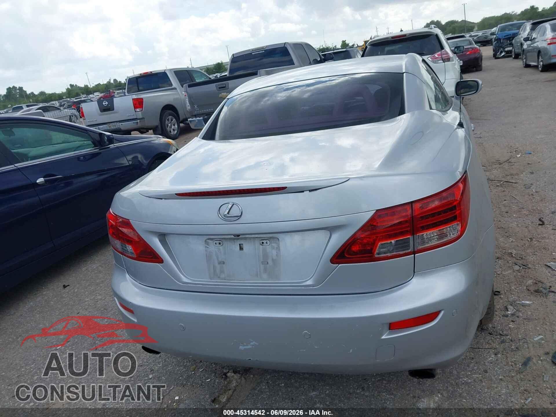 LEXUS IS 250C 2010 - JTHFF2C22A2513661