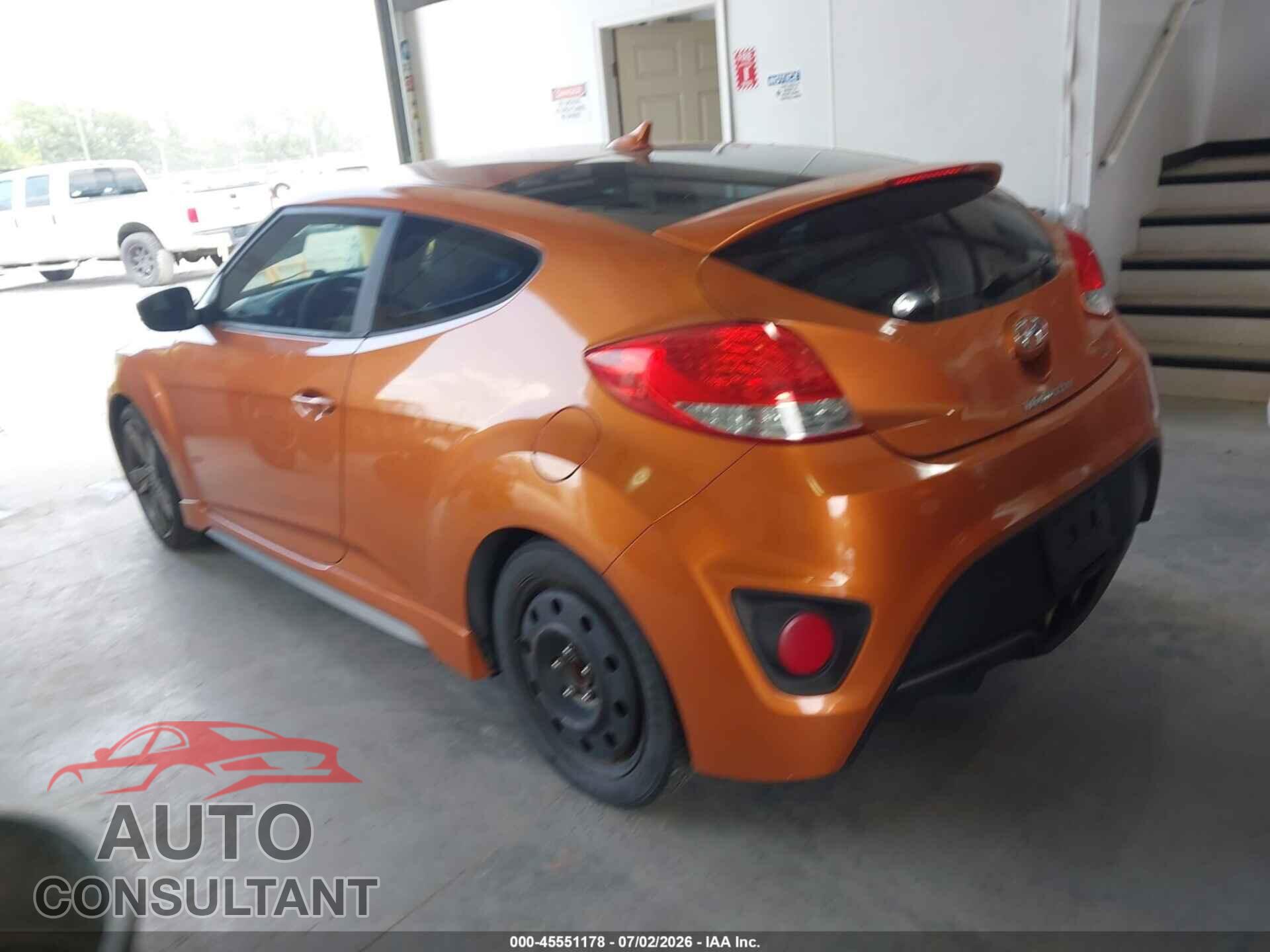 HYUNDAI VELOSTER 2013 - KMHTC6AE5DU132814