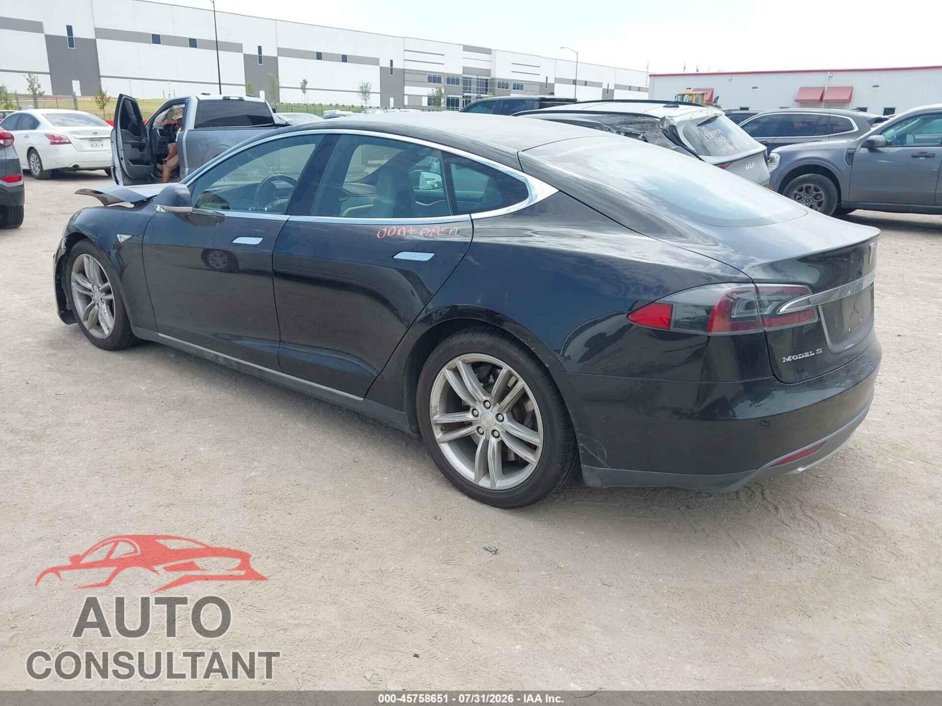 TESLA MODEL S 2015 - 5YJSA1S24FF088376