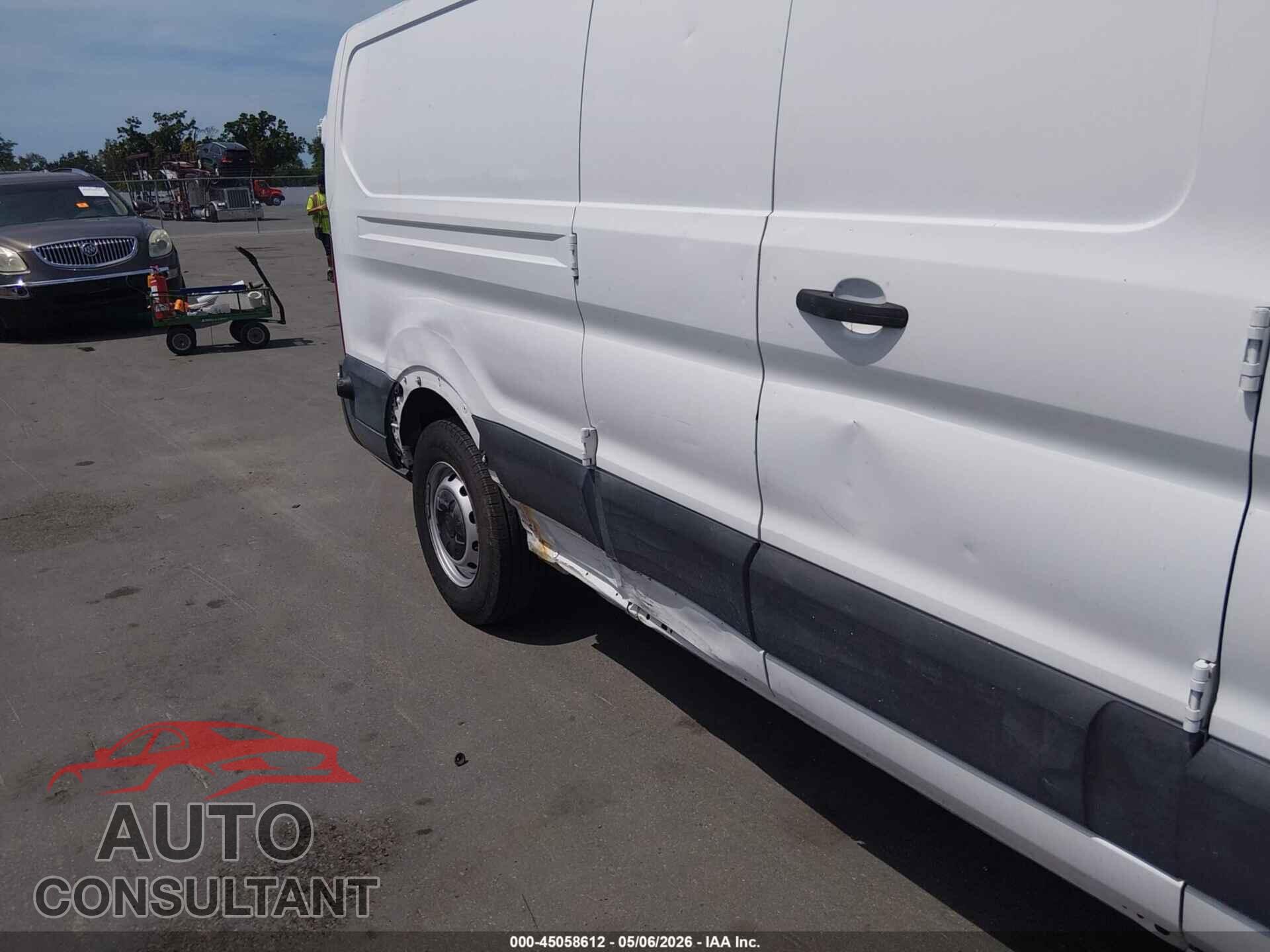 FORD TRANSIT-150 2016 - 1FTYE9ZM3GKB21862