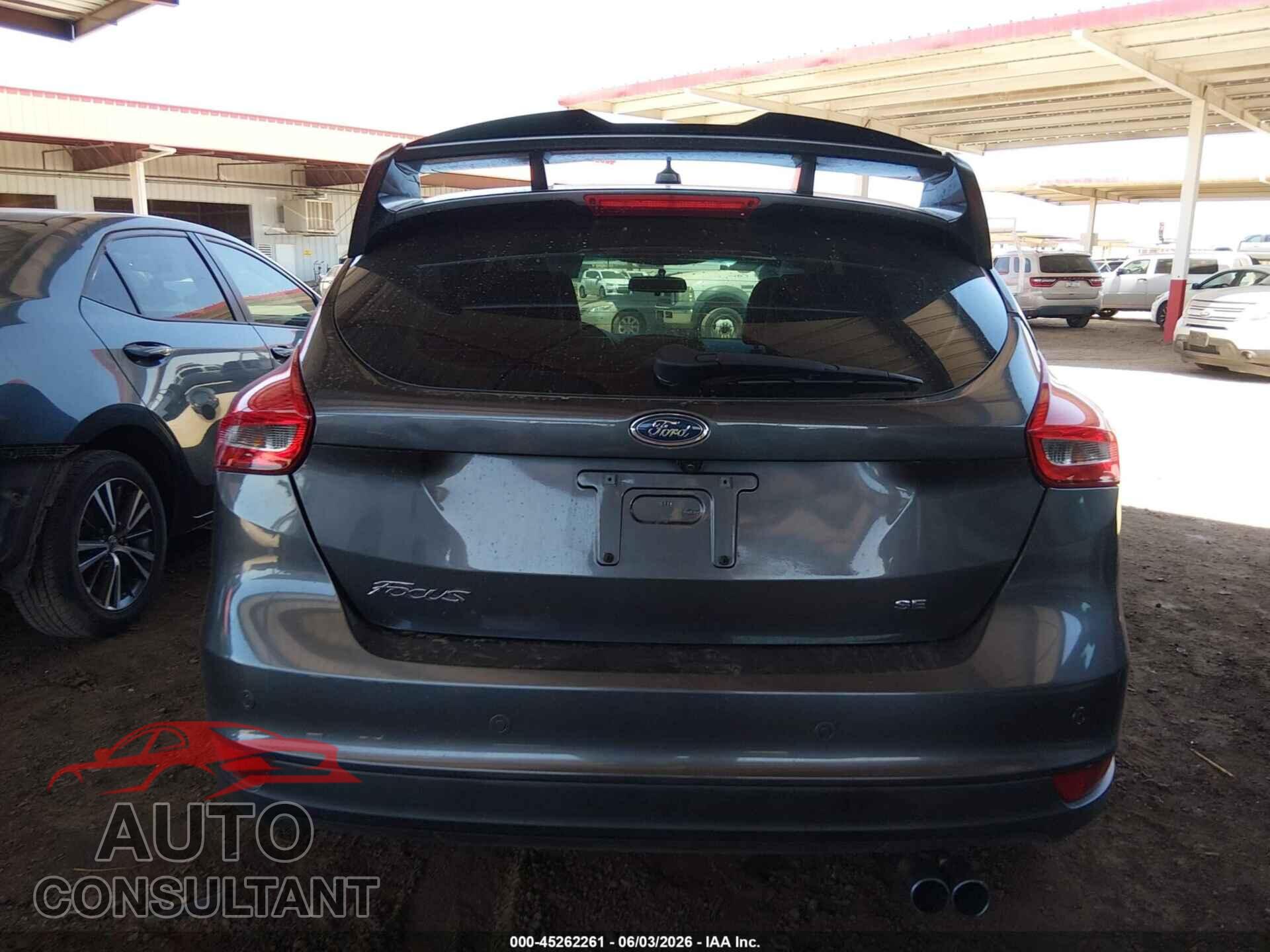FORD FOCUS 2016 - 1FADP3K28GL340346