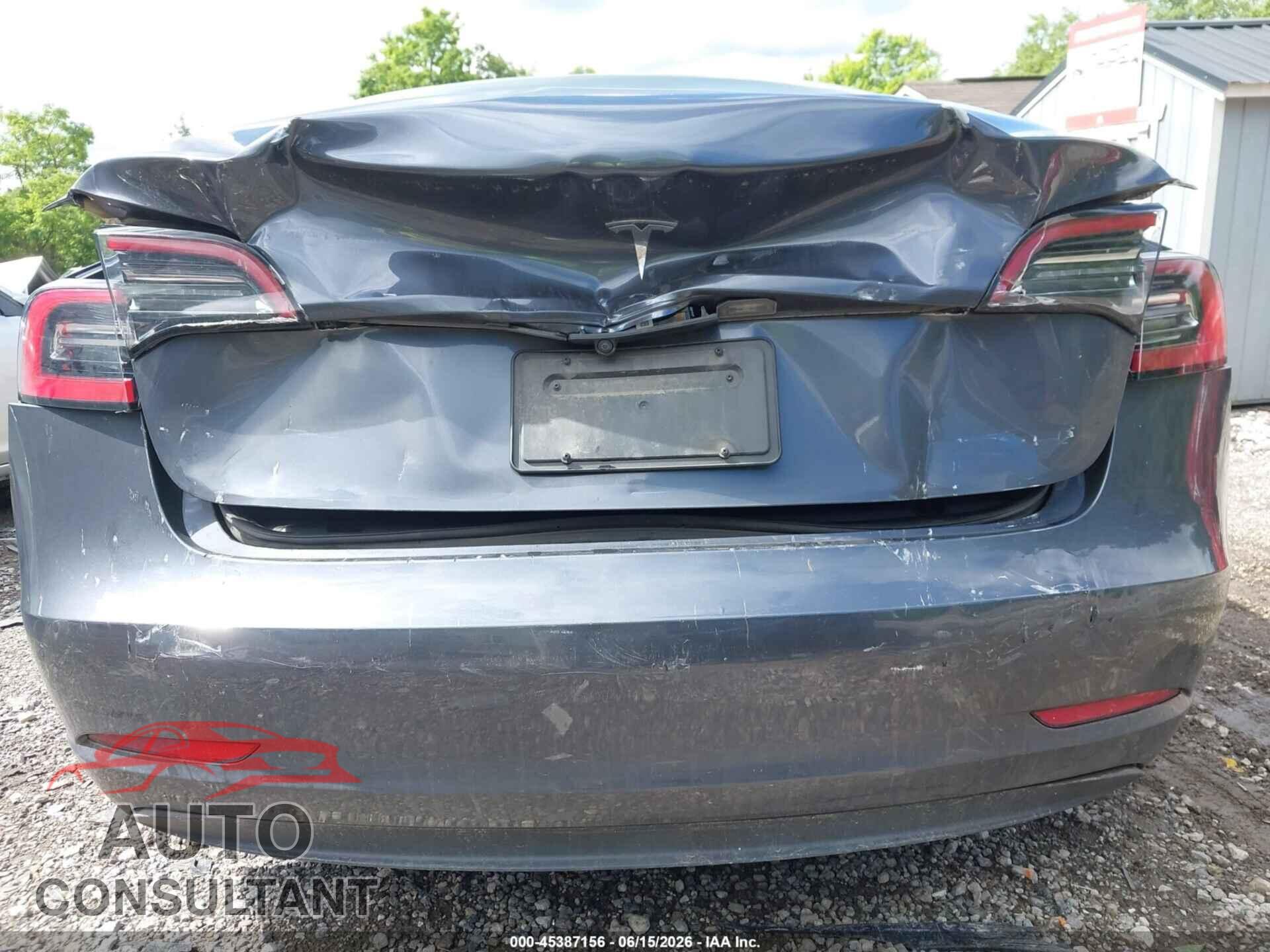 TESLA MODEL 3 2023 - 5YJ3E1EA4PF703036
