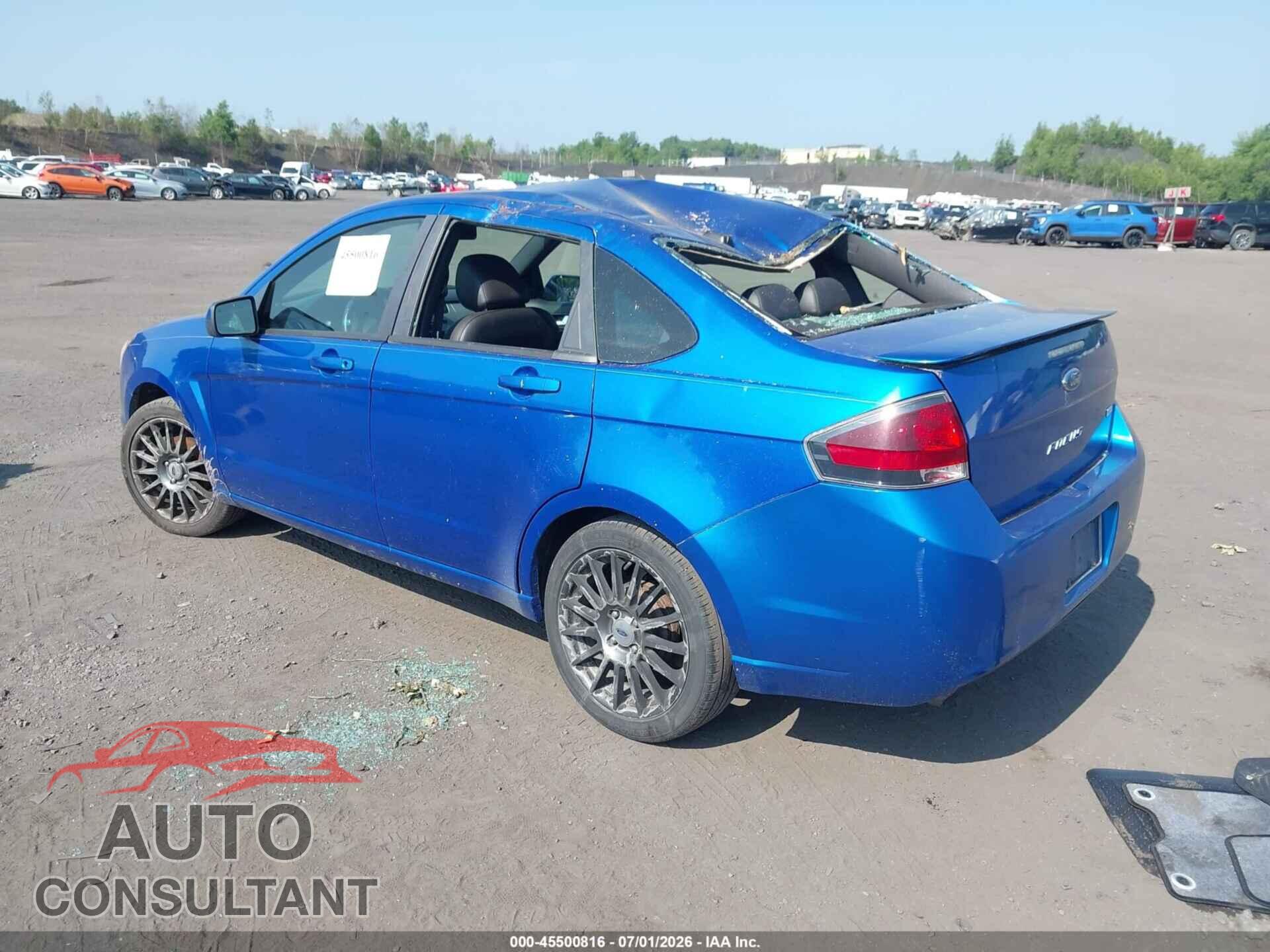 FORD FOCUS 2011 - 1FAHP3GN1BW158046