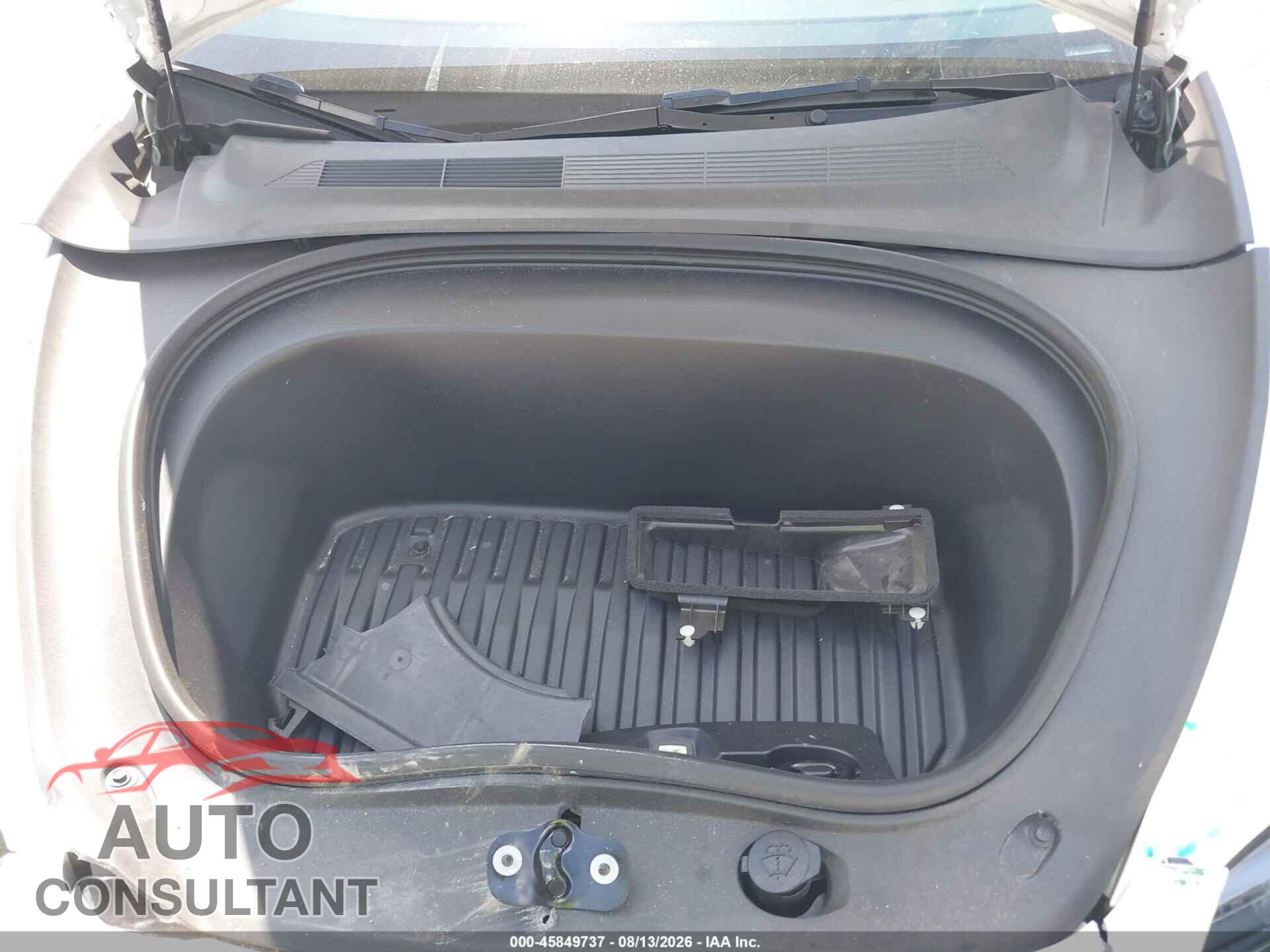 TESLA MODEL 3 2025 - 5YJ3E1EA3SF981595