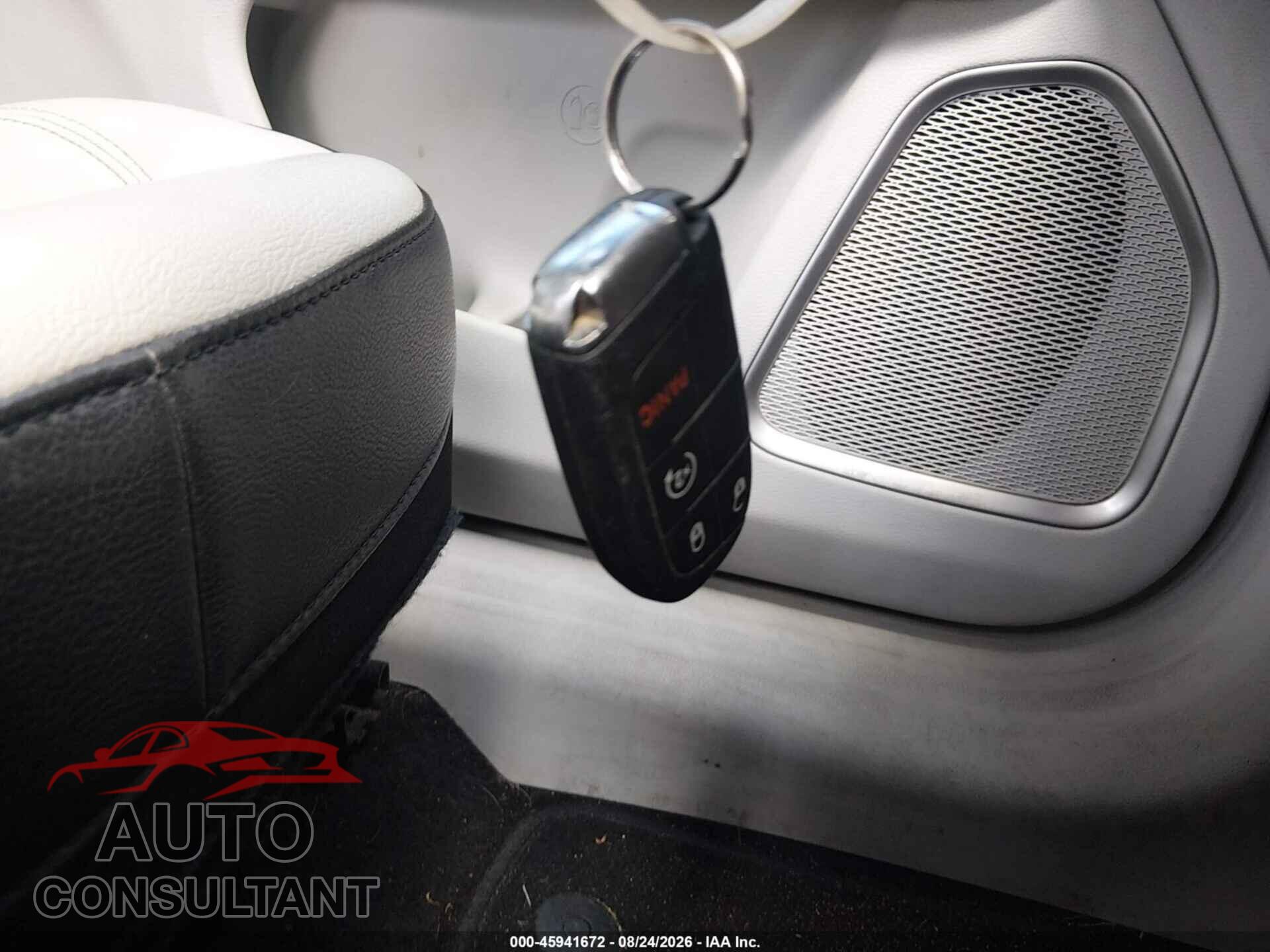 JEEP COMPASS 2019 - 3C4NJDBB6KT671848