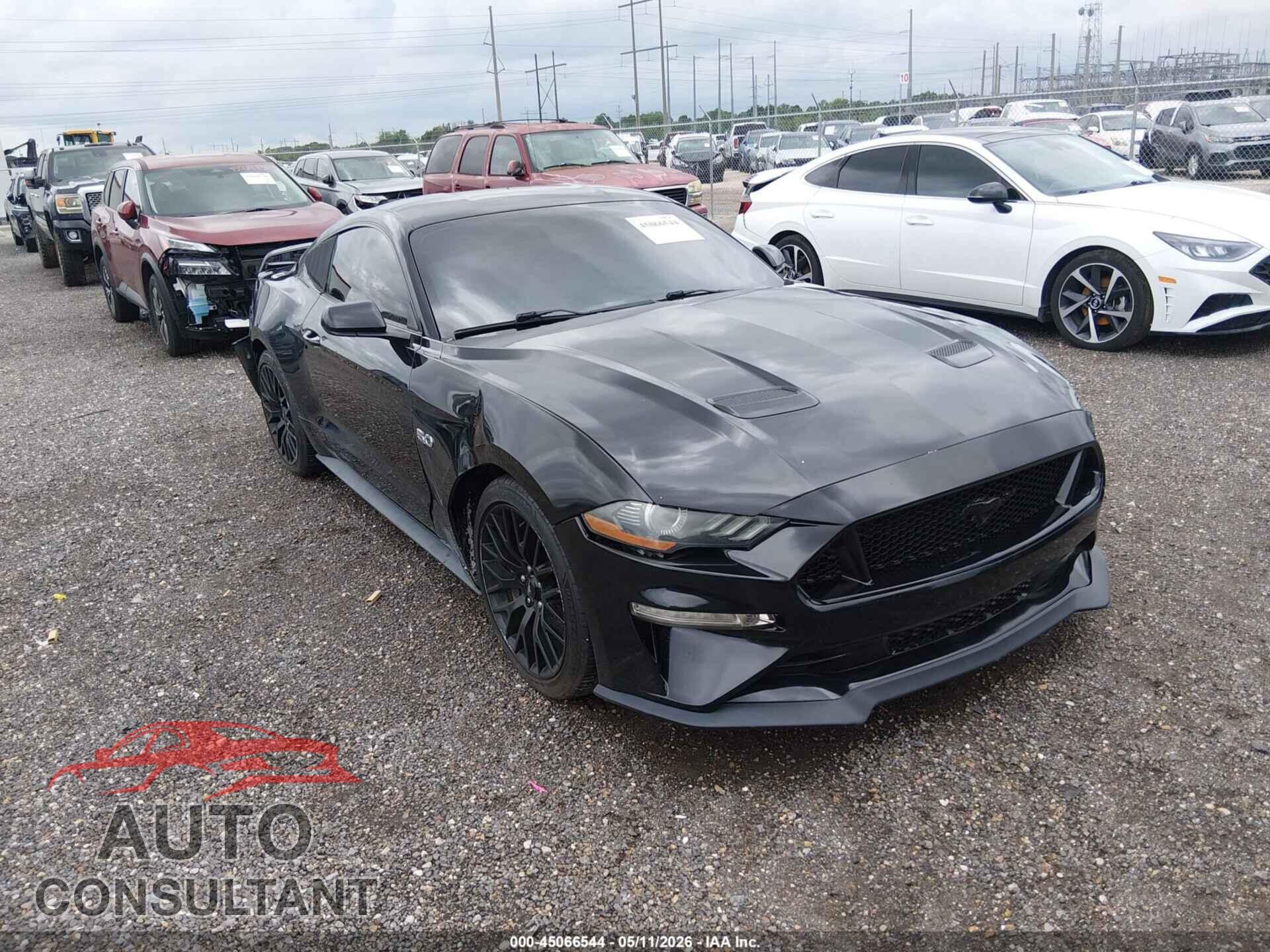 FORD MUSTANG 2018 - 1FA6P8CF6J5152623
