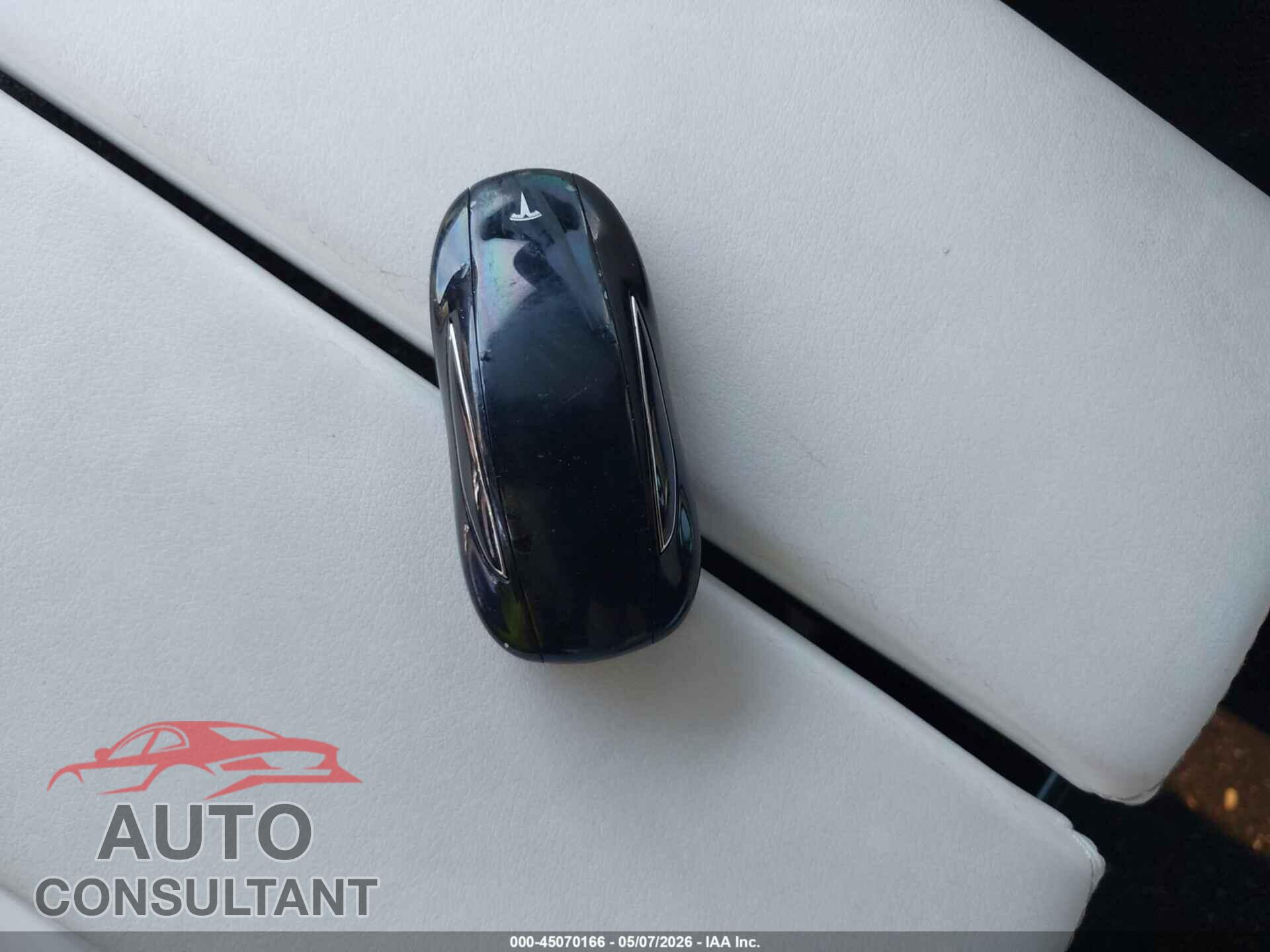 TESLA MODEL X 2020 - 5YJXCBE28LF243430