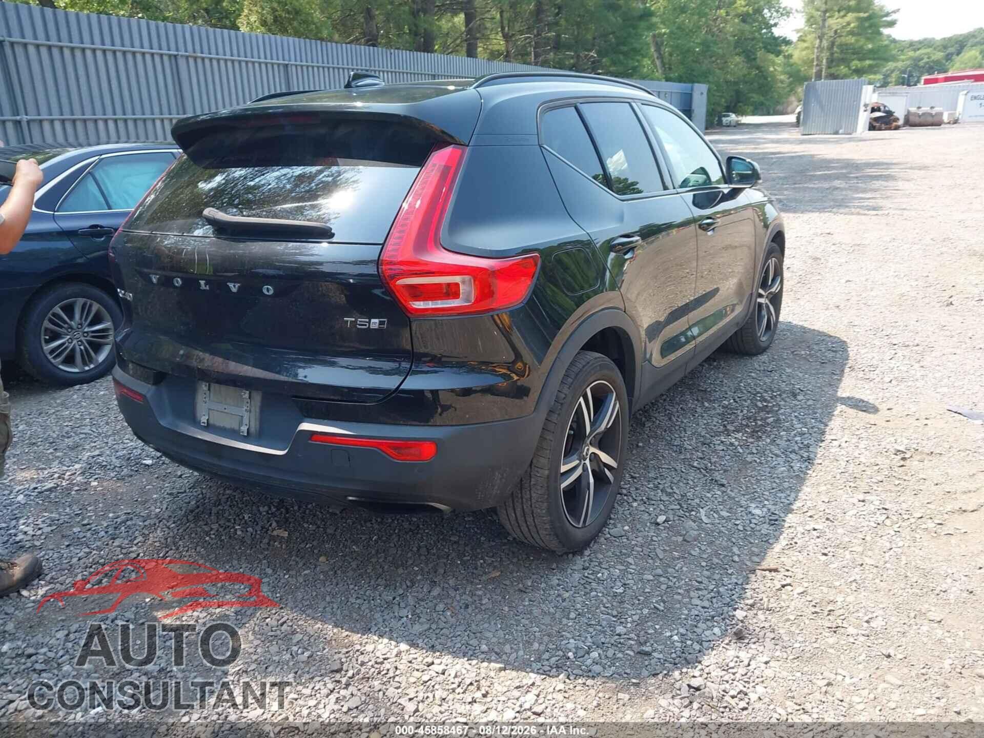 VOLVO XC40 2020 - YV4162UM4L2344366