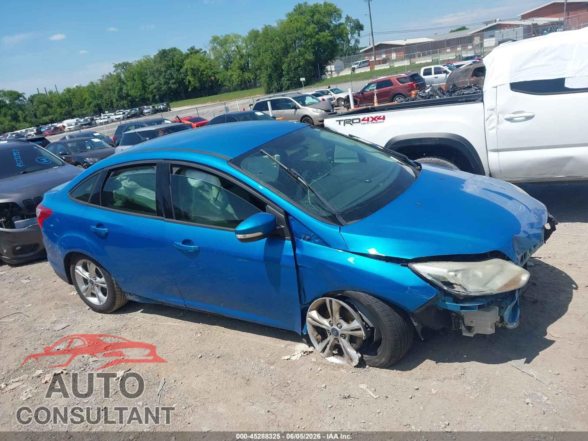 FORD FOCUS 2014 - 1FADP3F21EL141940