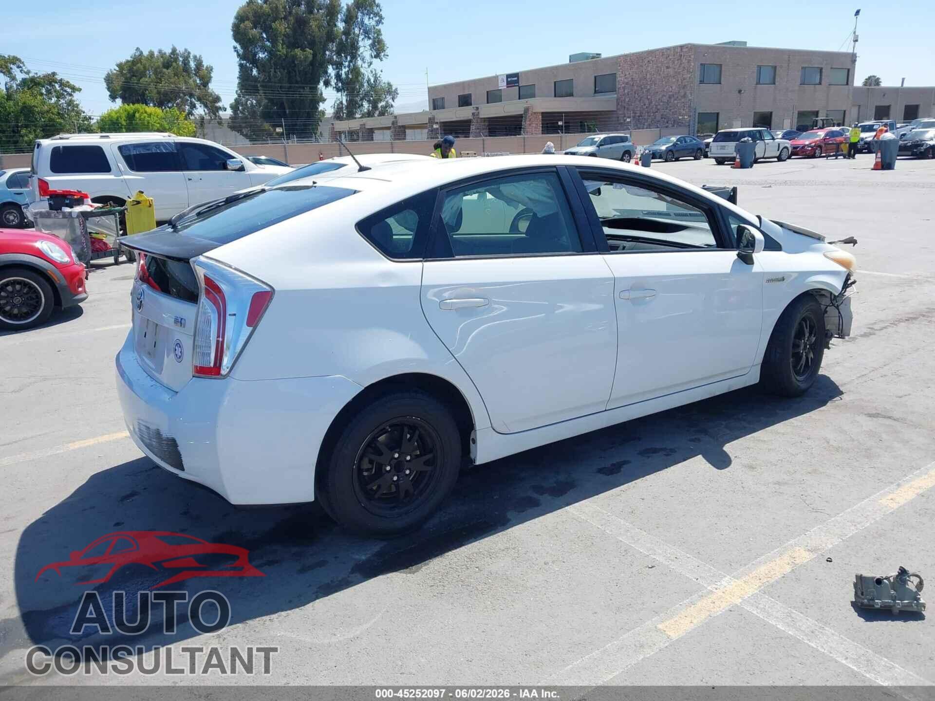 TOYOTA PRIUS 2013 - JTDKN3DU5D5638018