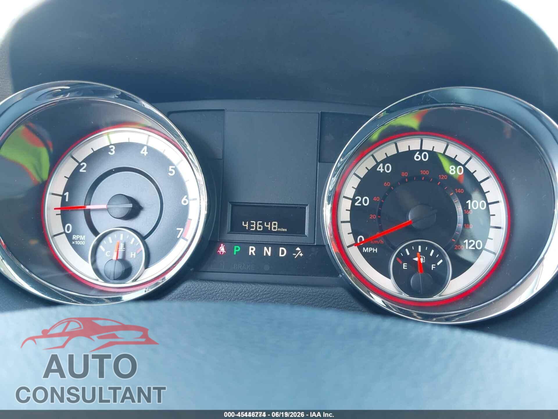 DODGE GRAND CARAVAN 2016 - 2C4RDGCG1GR365607