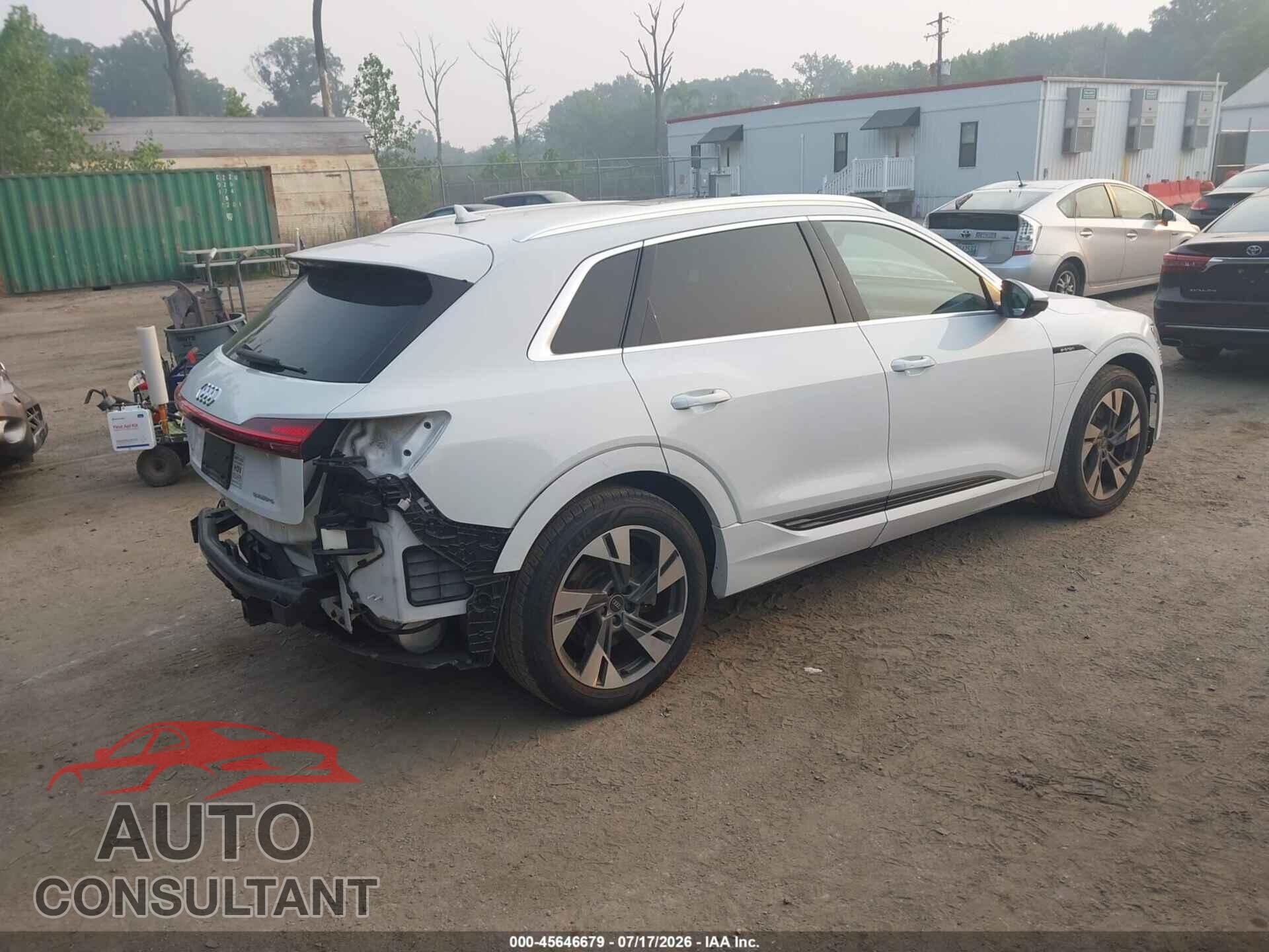 AUDI E-TRON 2021 - WA1AAAGE6MB008200