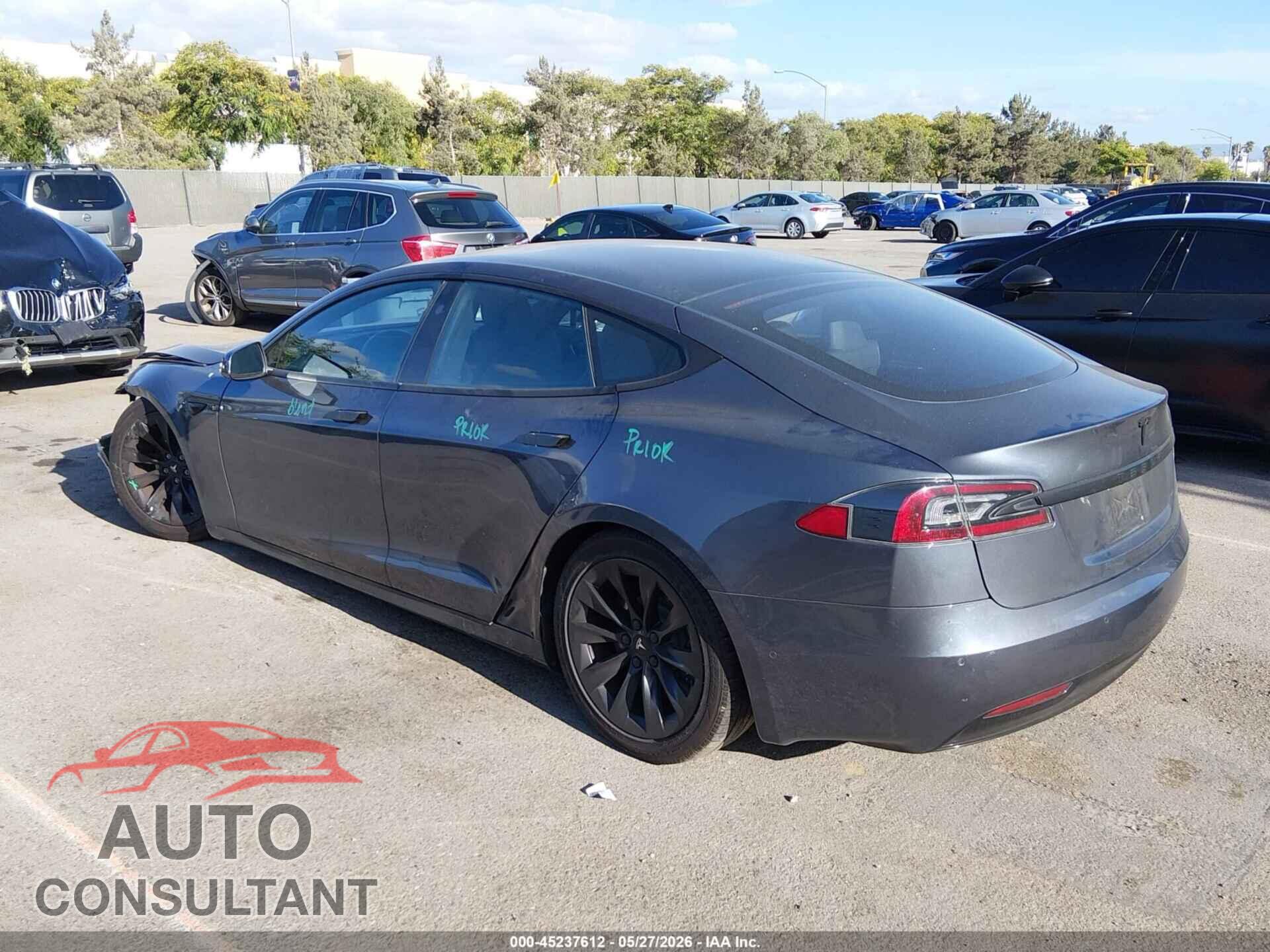 TESLA MODEL S 2020 - 5YJSA1E20LF381926