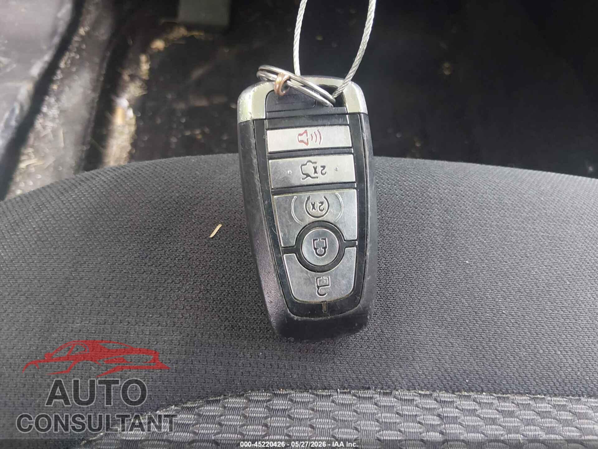 FORD EXPLORER 2018 - 1FM5K7D83JGA76602