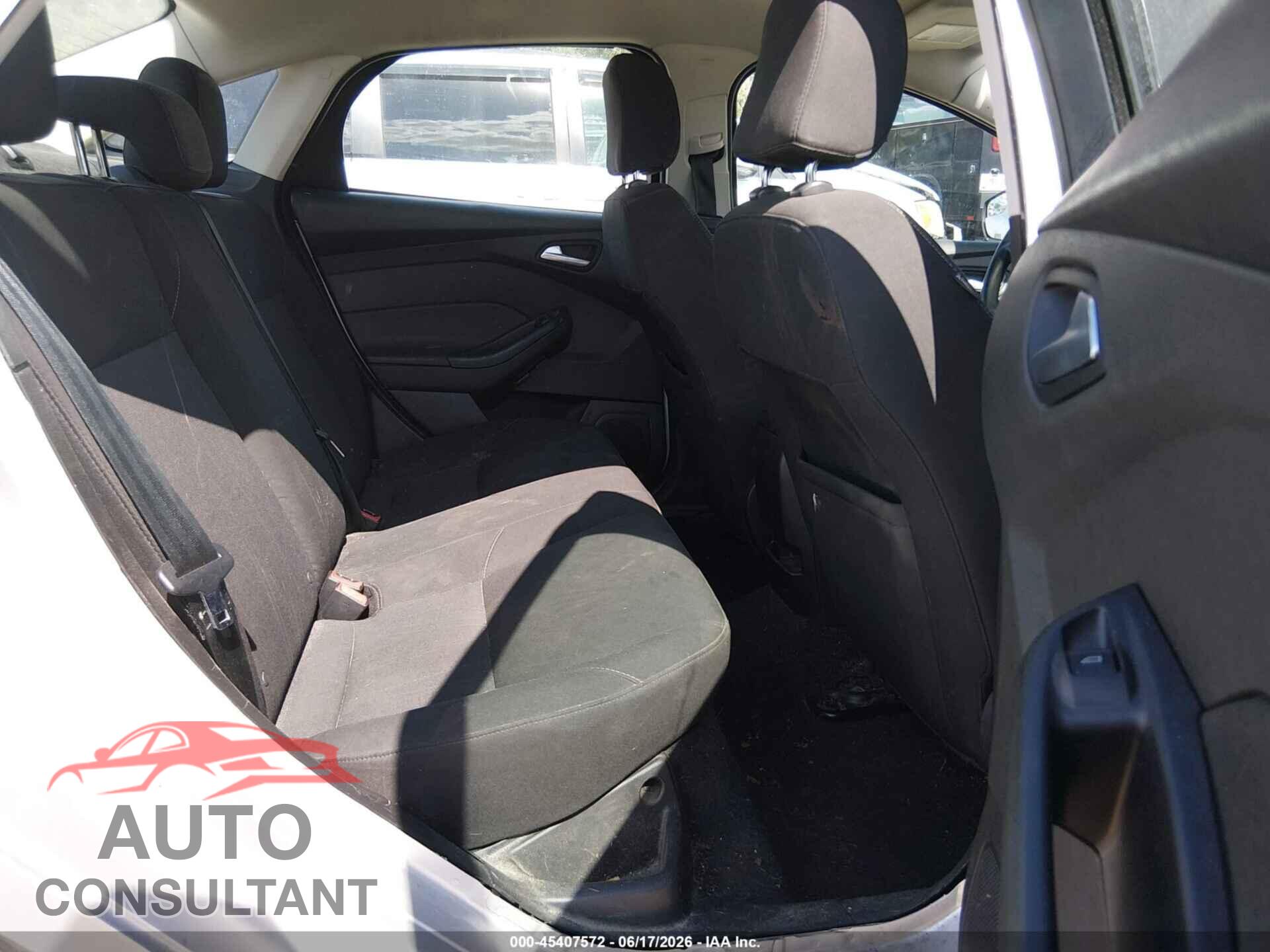 FORD FOCUS 2016 - 1FADP3F2XGL235995
