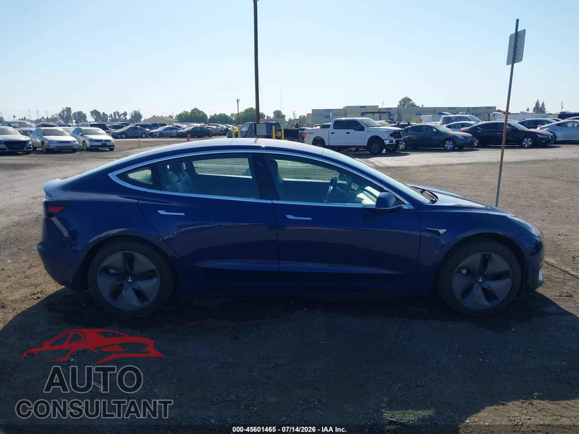 TESLA MODEL 3 2018 - 5YJ3E1EA9JF022894
