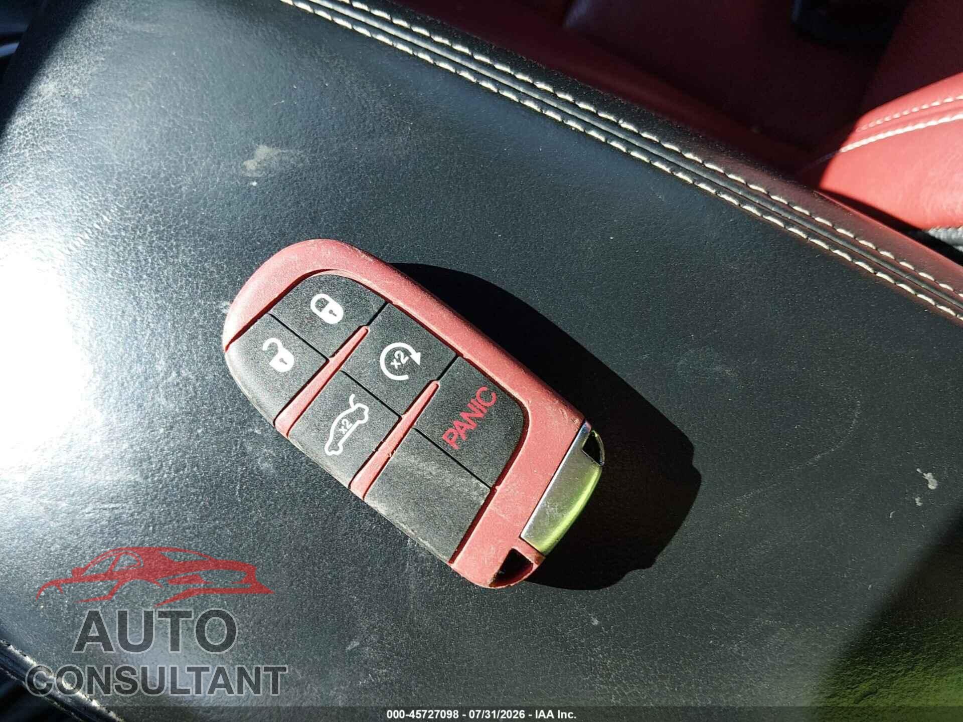 DODGE DURANGO 2022 - 1C4SDJGJ5NC189882