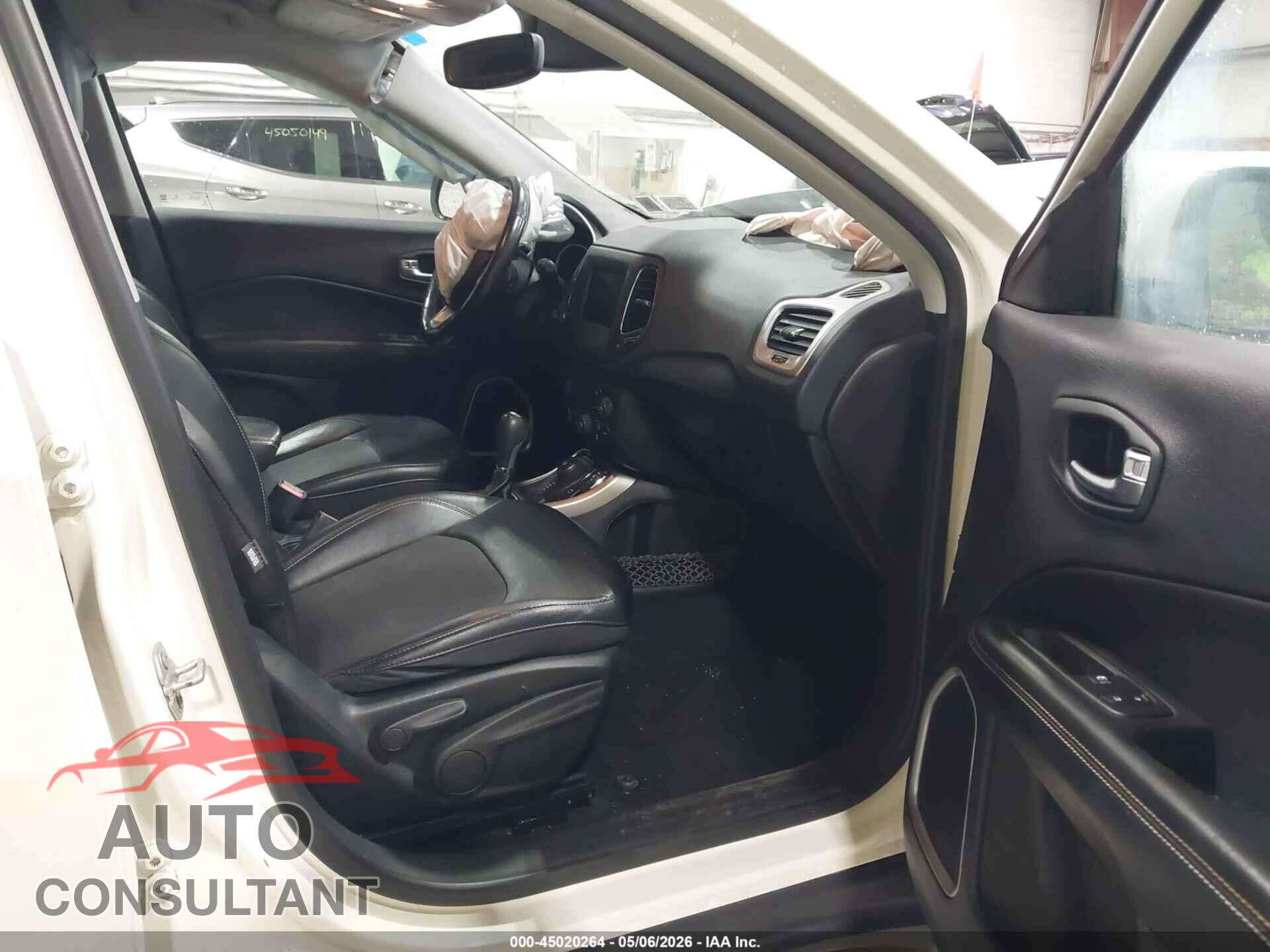 JEEP COMPASS 2019 - 3C4NJDBB7KT847502