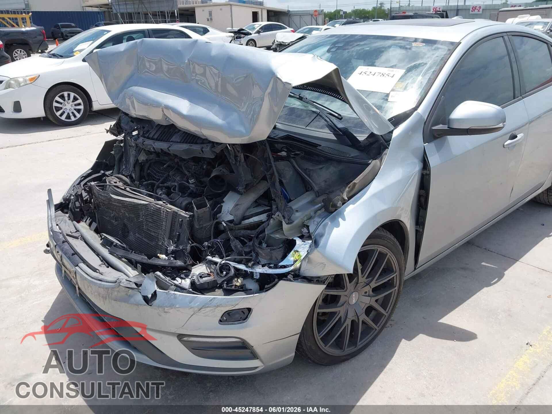 VOLVO S60 2017 - YV126MFL4H2432584