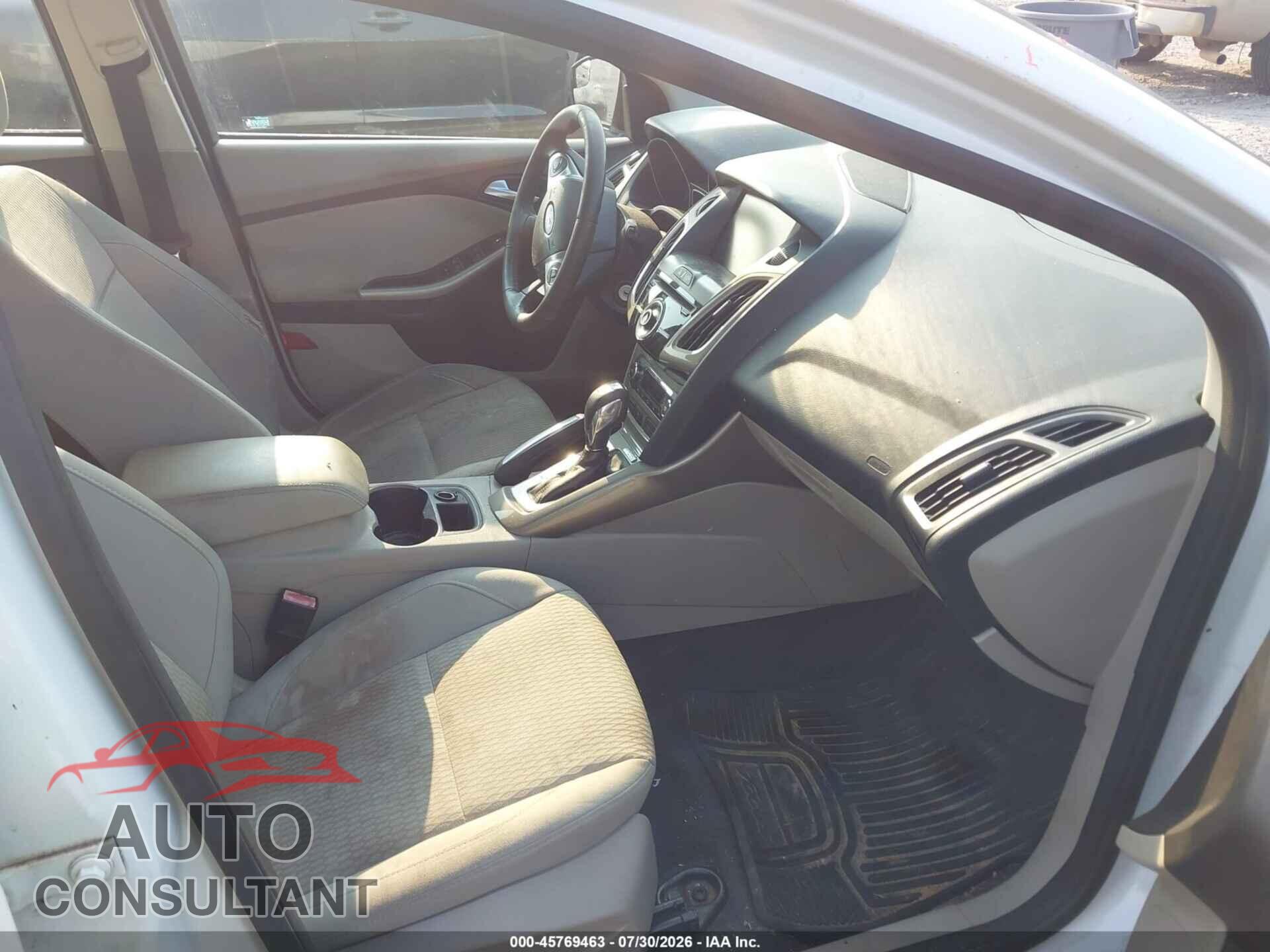 FORD FOCUS 2012 - 1FAHP3M21CL270505