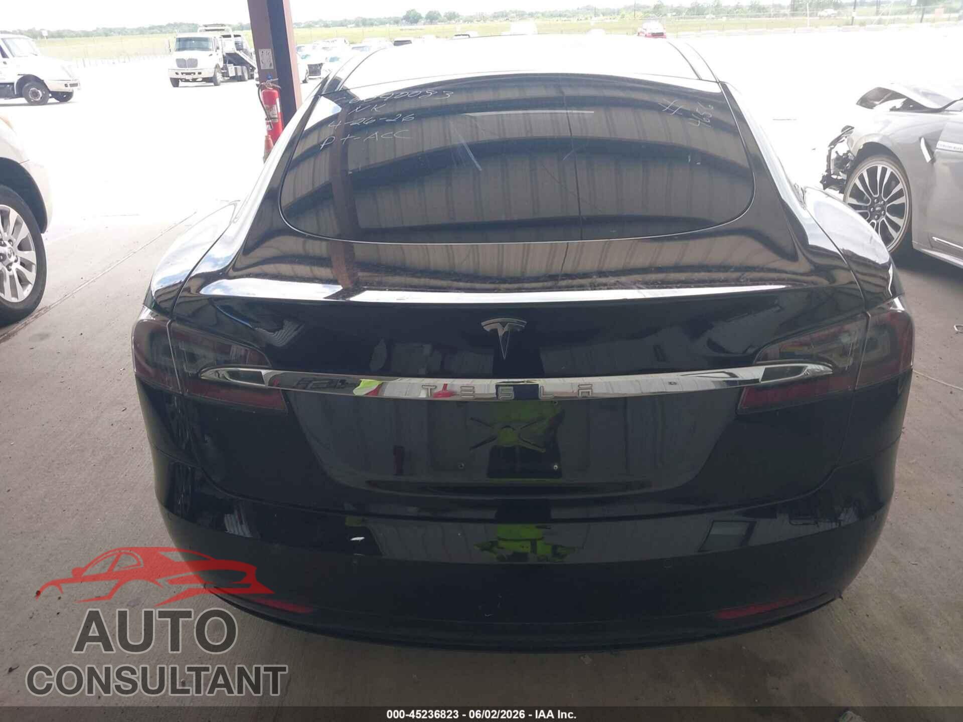 TESLA MODEL S 2016 - 5YJSA1E25GF154656