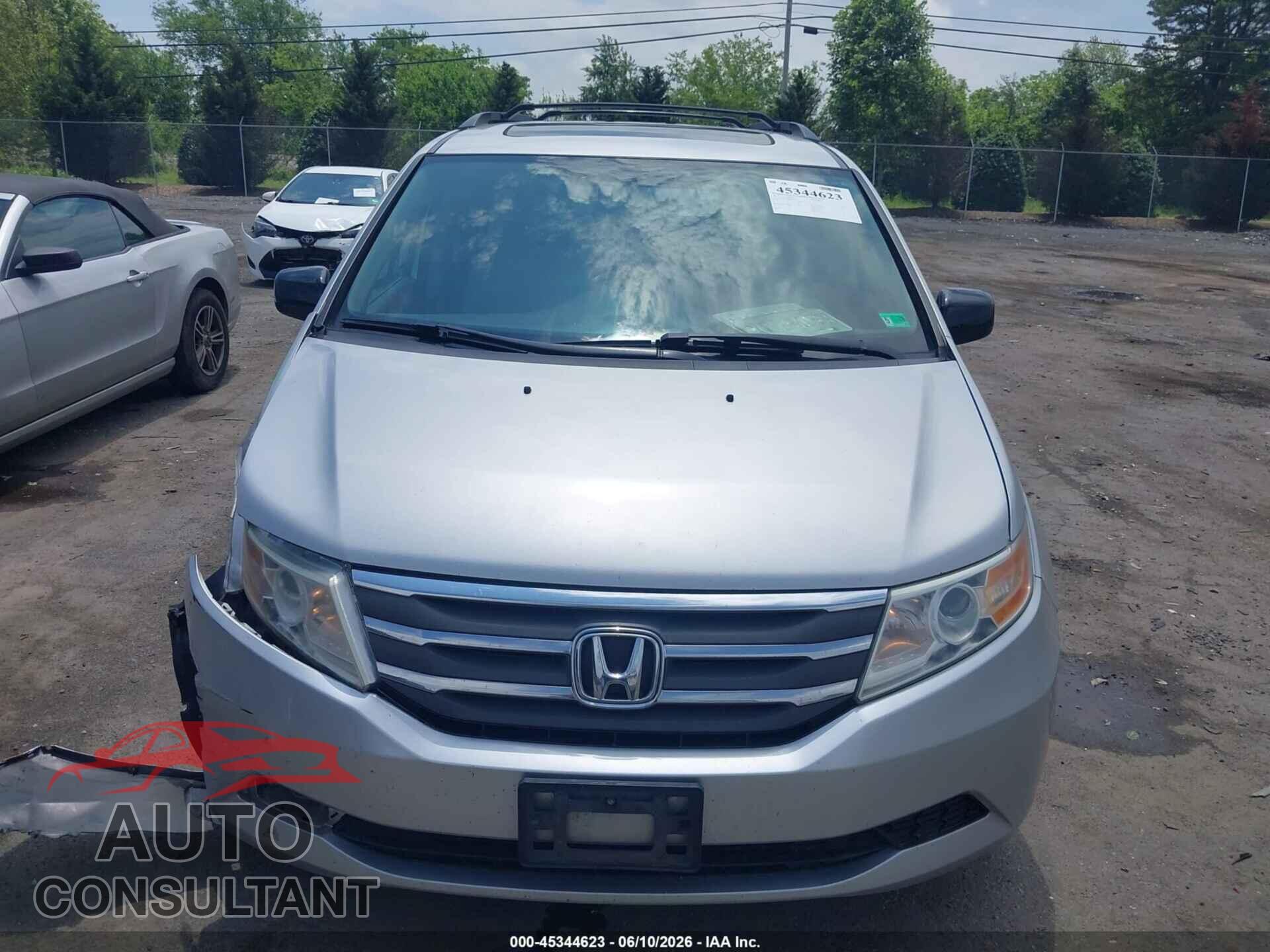 HONDA ODYSSEY 2011 - 5FNRL5H64BB041062