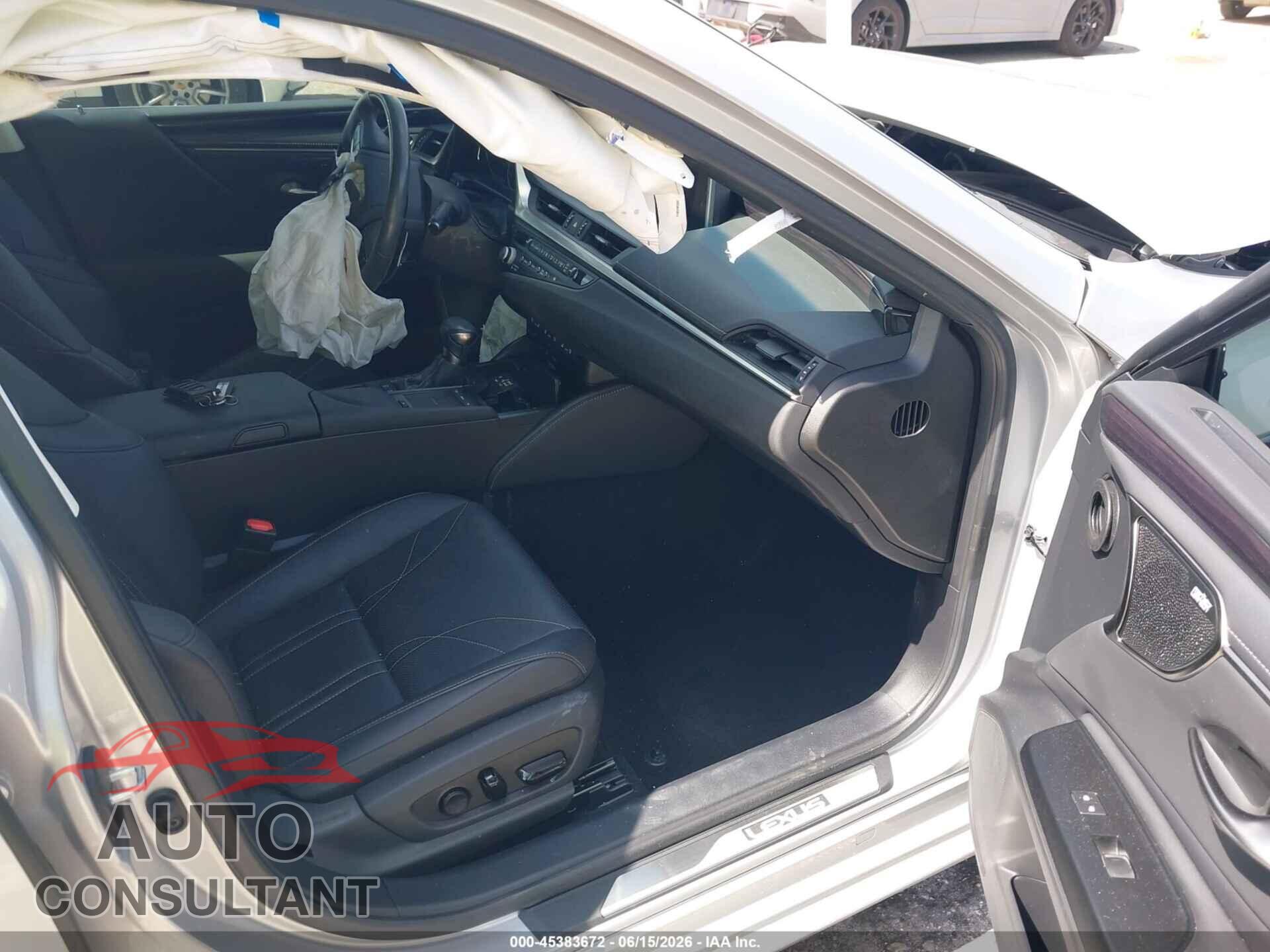 LEXUS ES 300H 2021 - 58AFA1C19MU006898