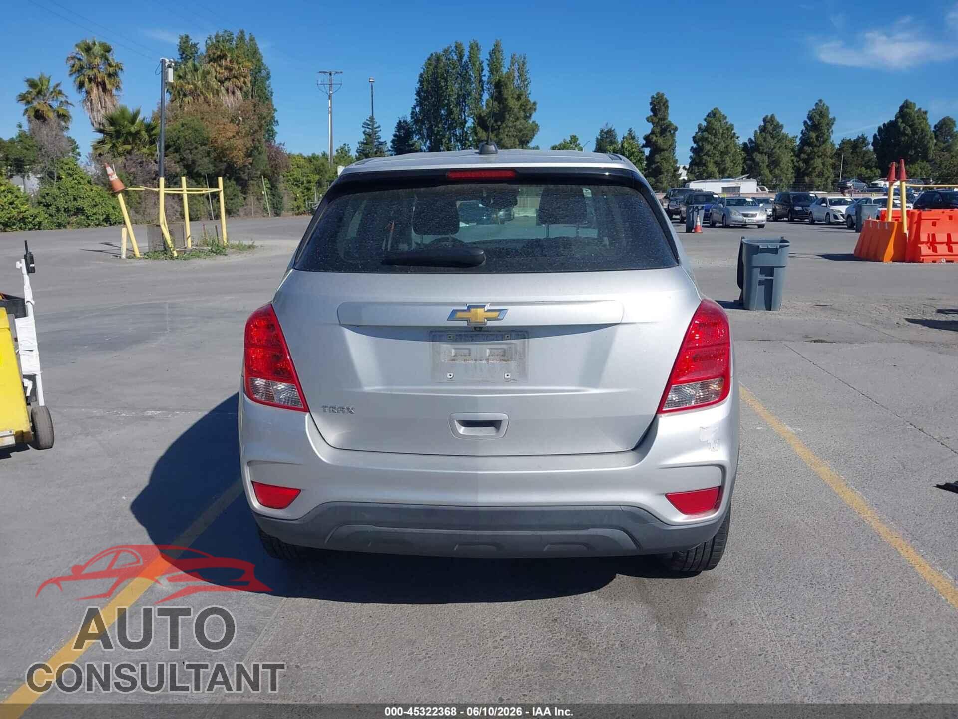 CHEVROLET TRAX 2017 - 3GNCJKSB7HL267128