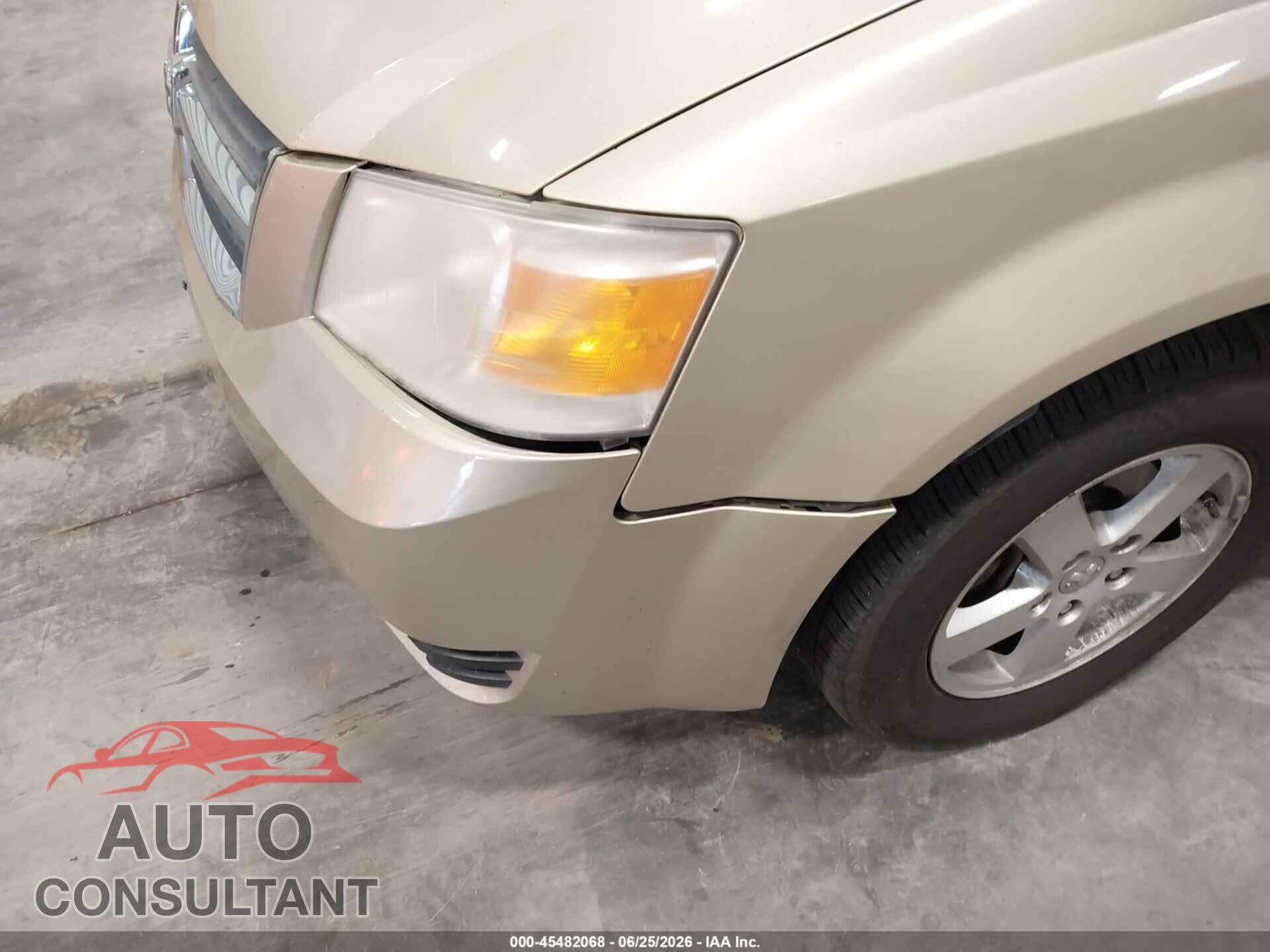 DODGE GRAND CARAVAN 2010 - 2D4RN5DX4AR190179