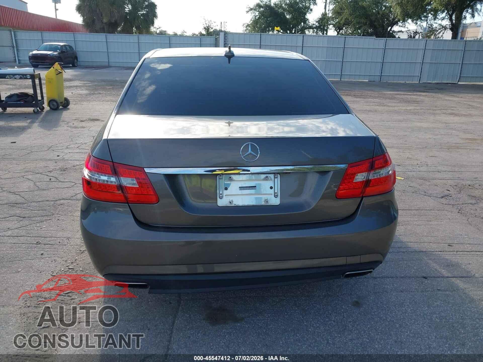 MERCEDES-BENZ E 350 2011 - WDDHF8HB0BA309511
