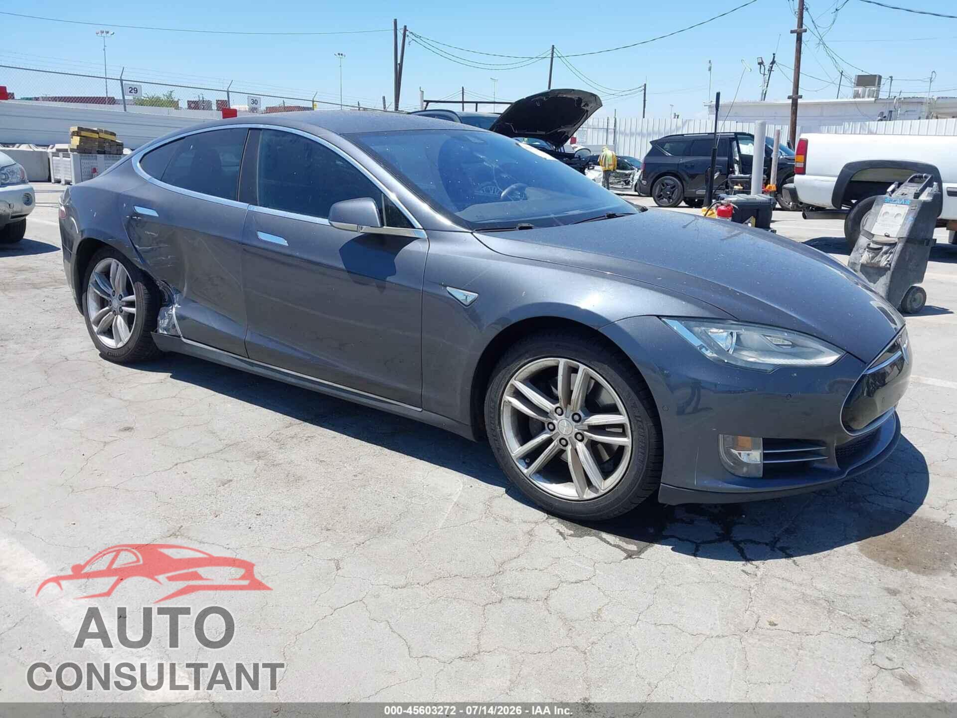 TESLA MODEL S 2015 - 5YJSA1E12FF117442