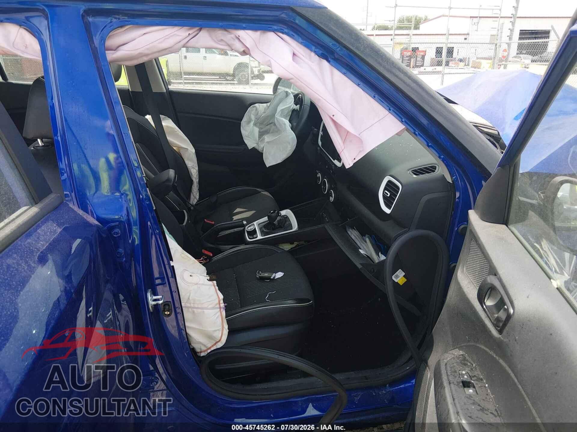 HYUNDAI VENUE 2022 - KMHRC8A32NU203053