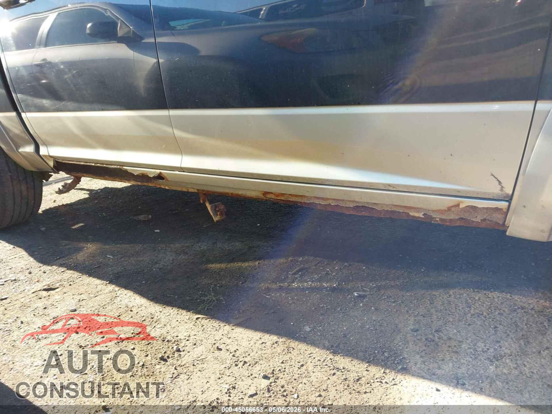 DODGE RAM 1500 2010 - 1D7RV1CT0AS148357