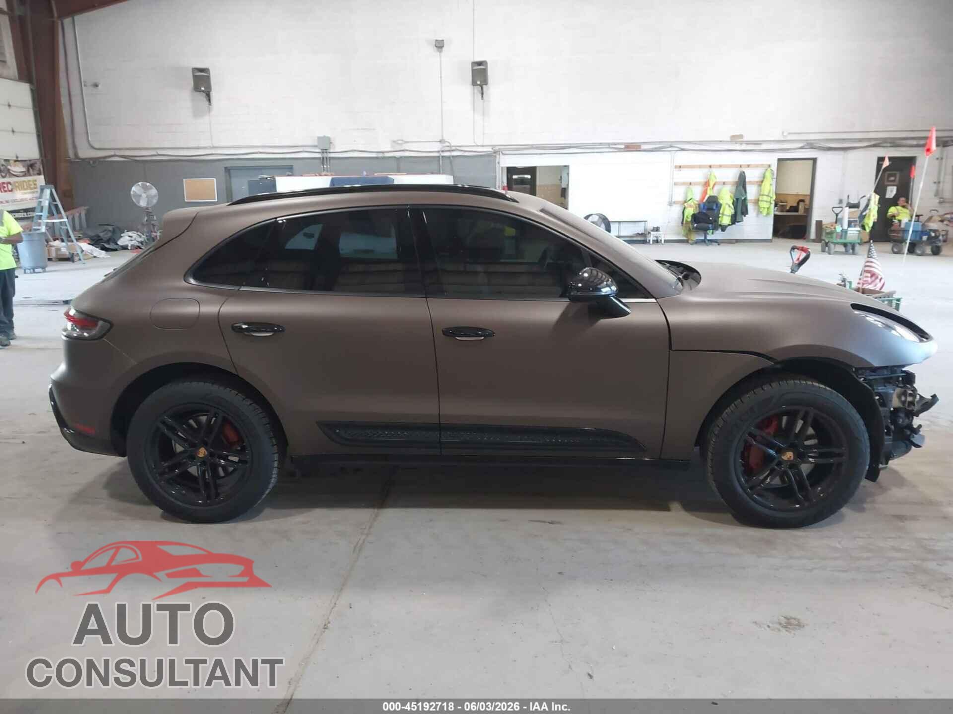 PORSCHE MACAN 2024 - WP1AA2A57RLB05457